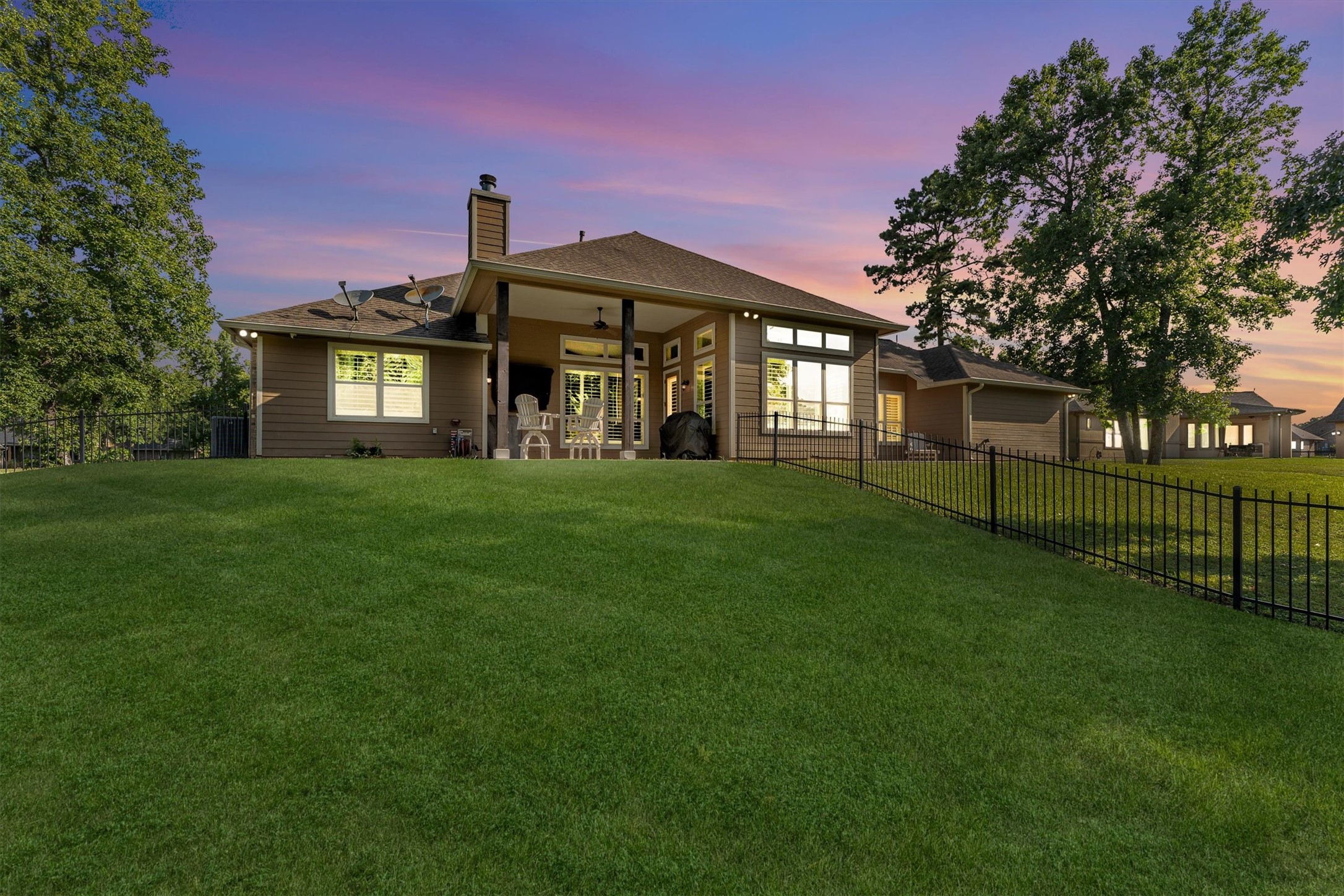 1735 Opal Trail Property Photo 2