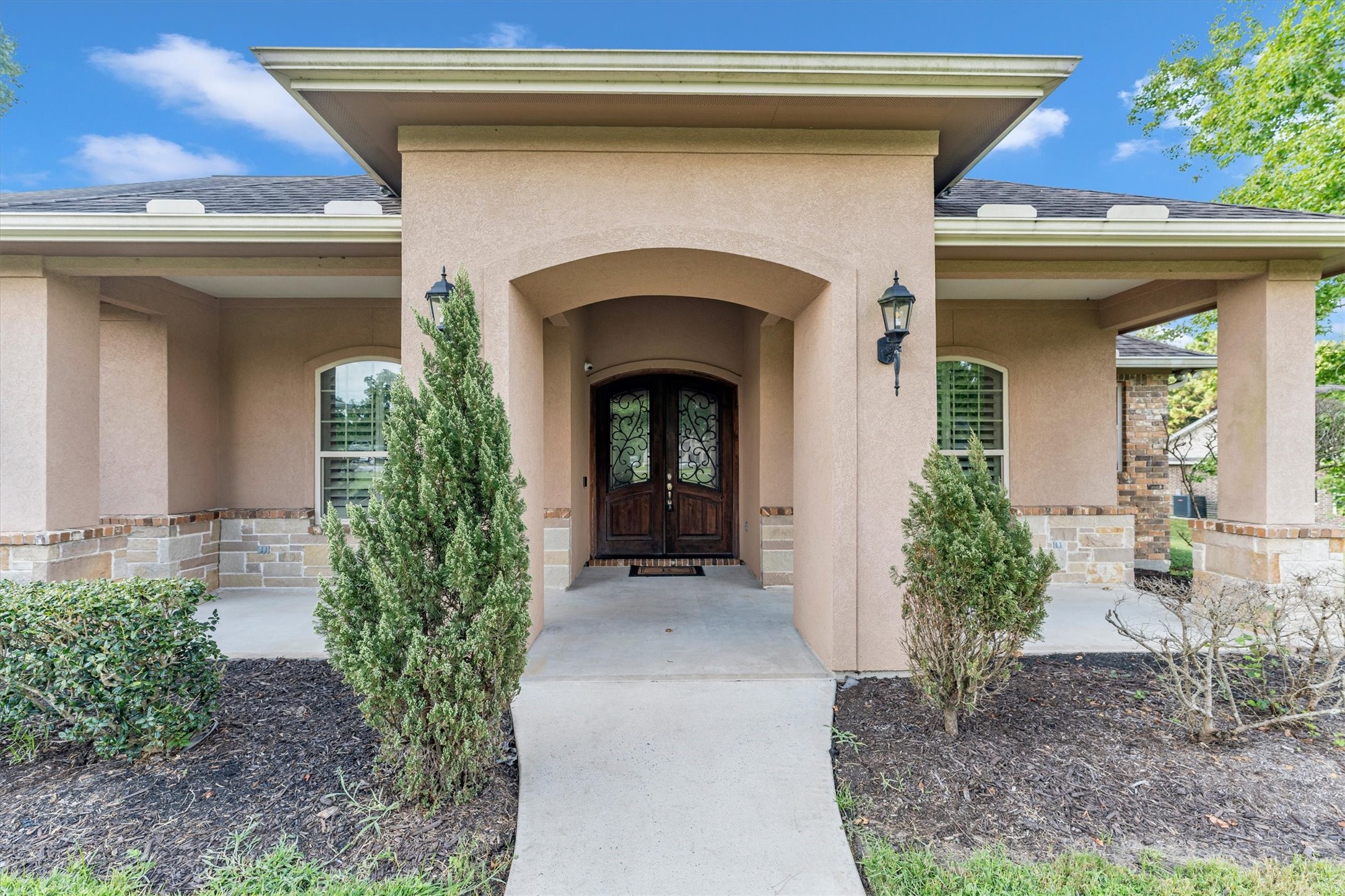 1735 Opal Trail Property Photo 5