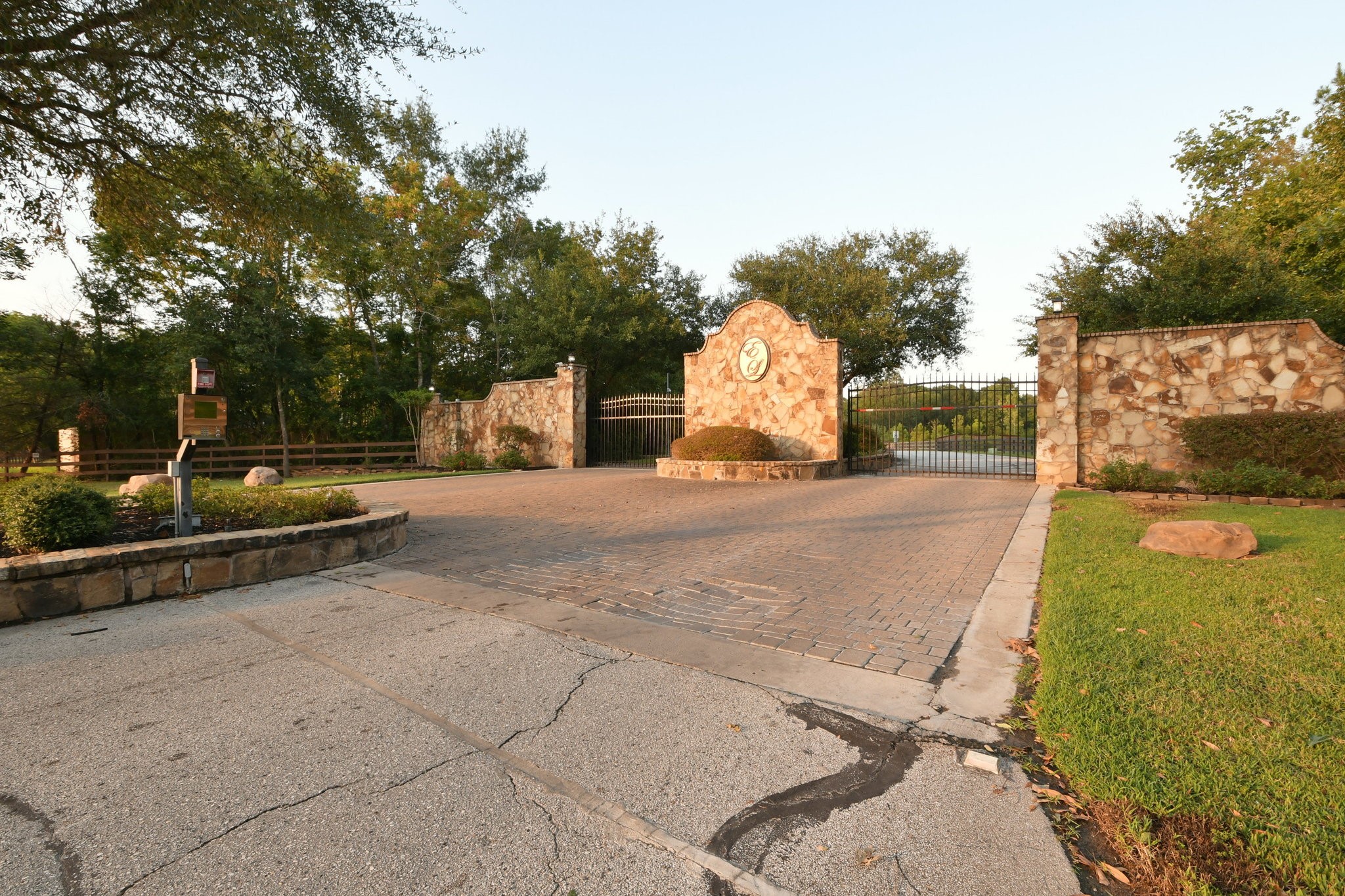 1735 Opal Trail Property Photo 47
