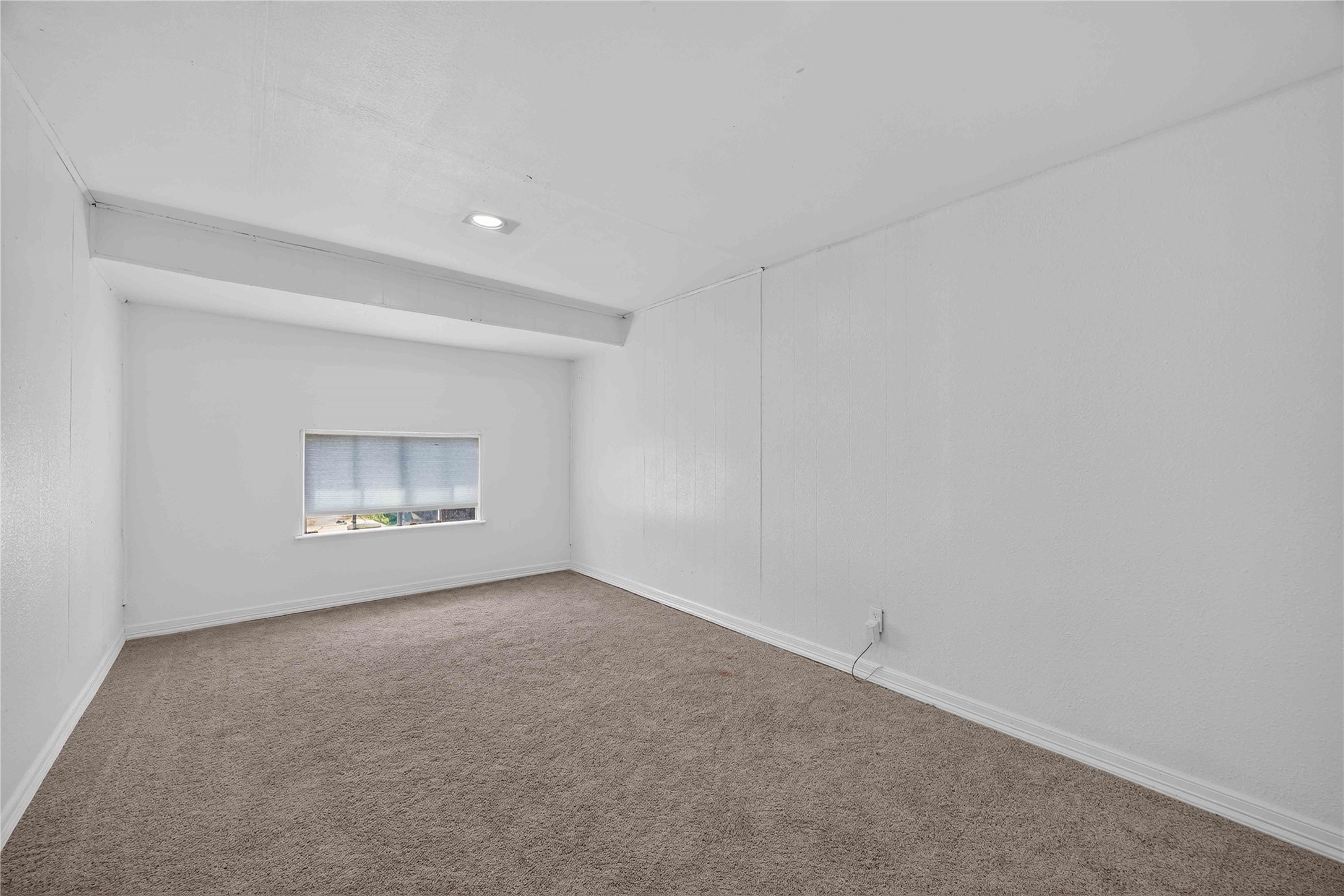 6207 Heron Drive Property Photo 7
