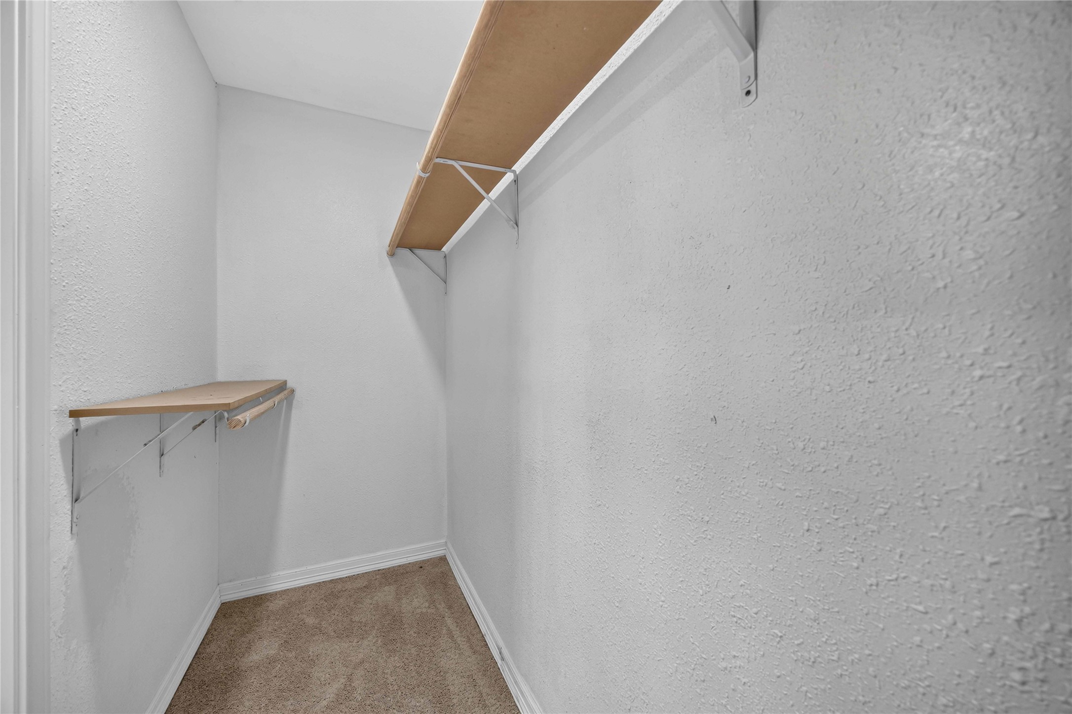 6207 Heron Drive Property Photo 9