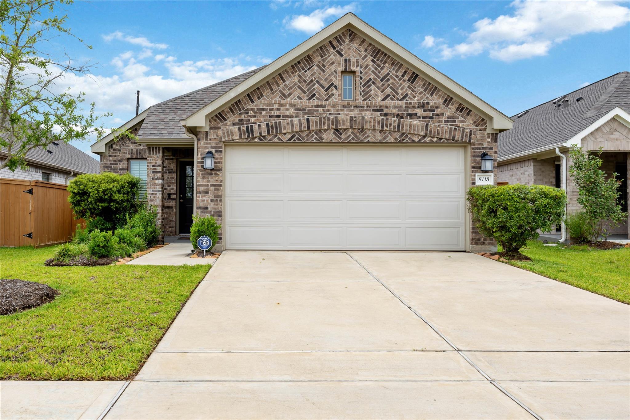 8118 Royal Breeze Drive, Cypress TX 77433 Property Photo 1