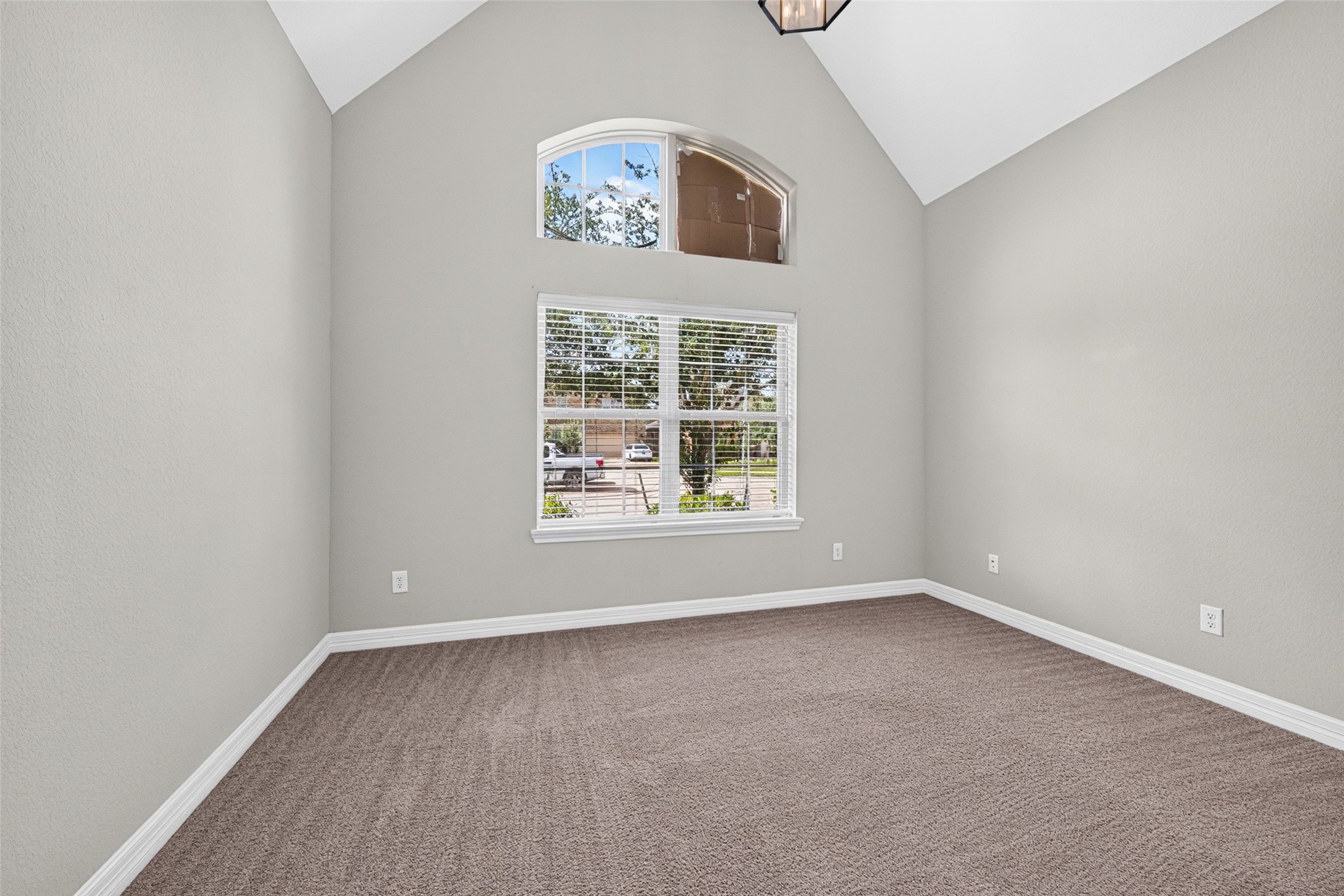 26302 Misty Ember Lane Property Photo 9