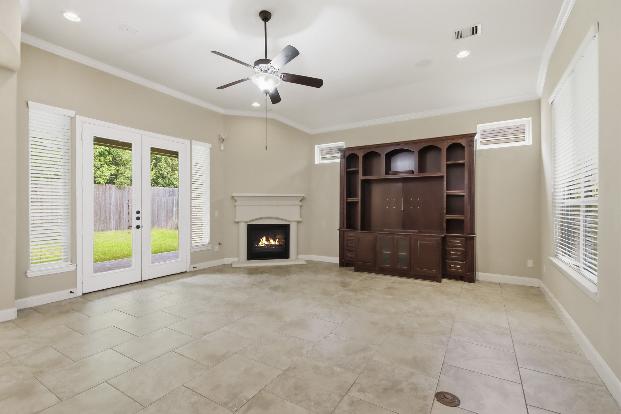 25235 Denton Trace Drive Property Photo 4