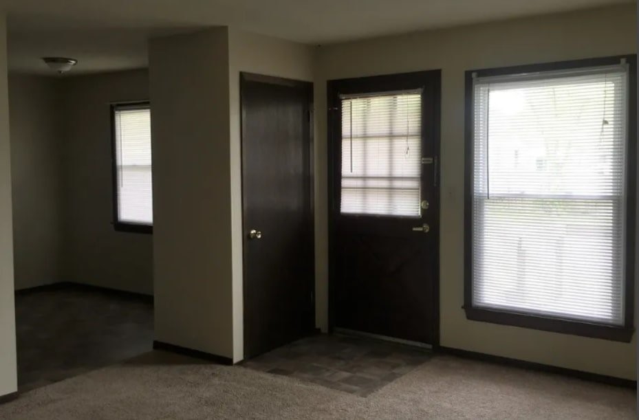 1410 30th St Property Photo 5