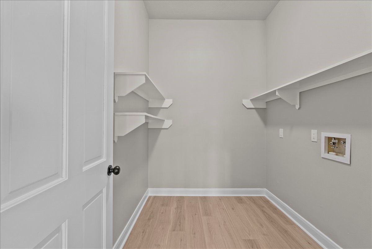 1806 Winter Knoll Way Property Photo 16