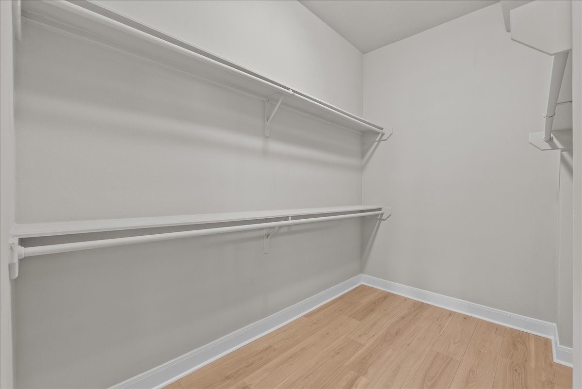 1806 Winter Knoll Way Property Photo 32