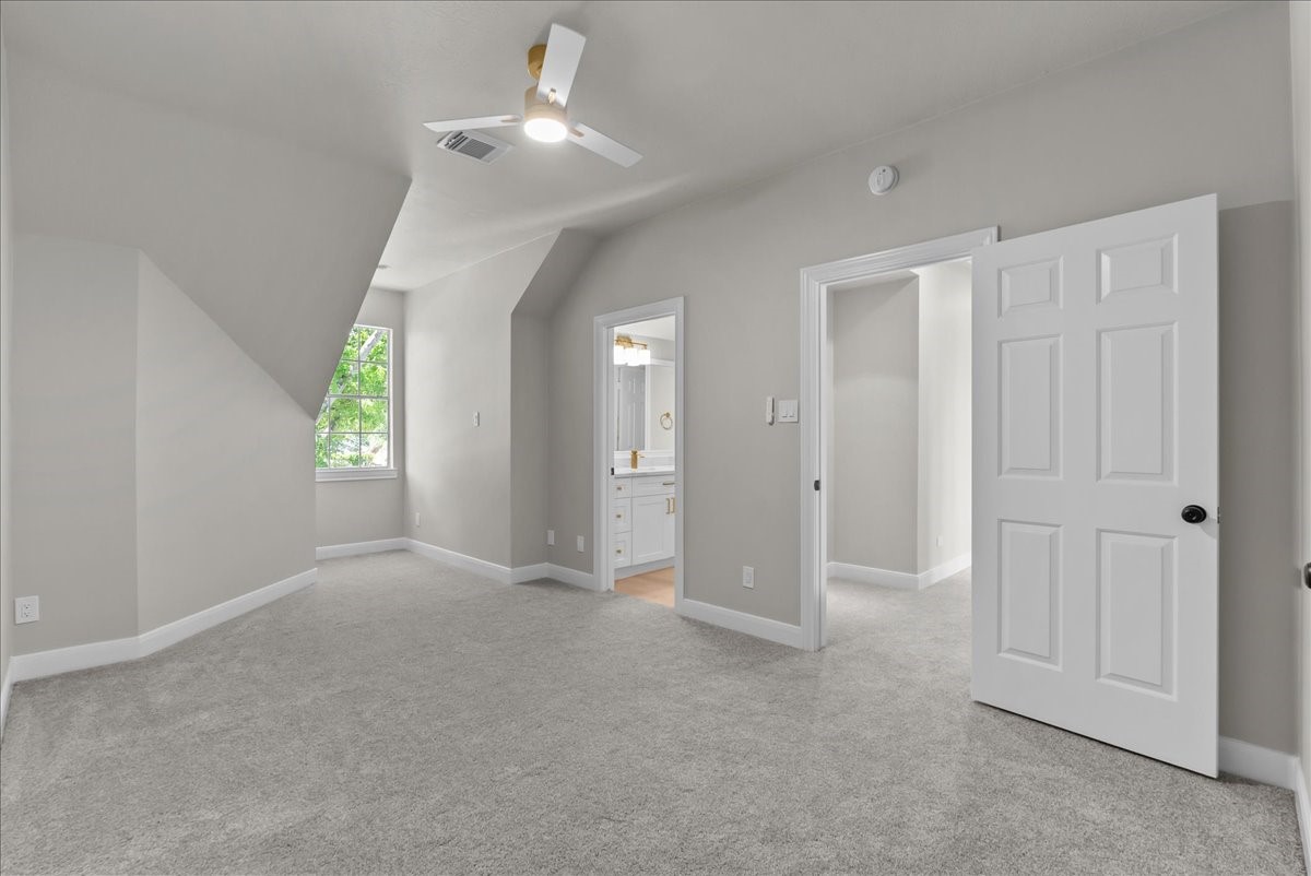 1806 Winter Knoll Way Property Photo 36