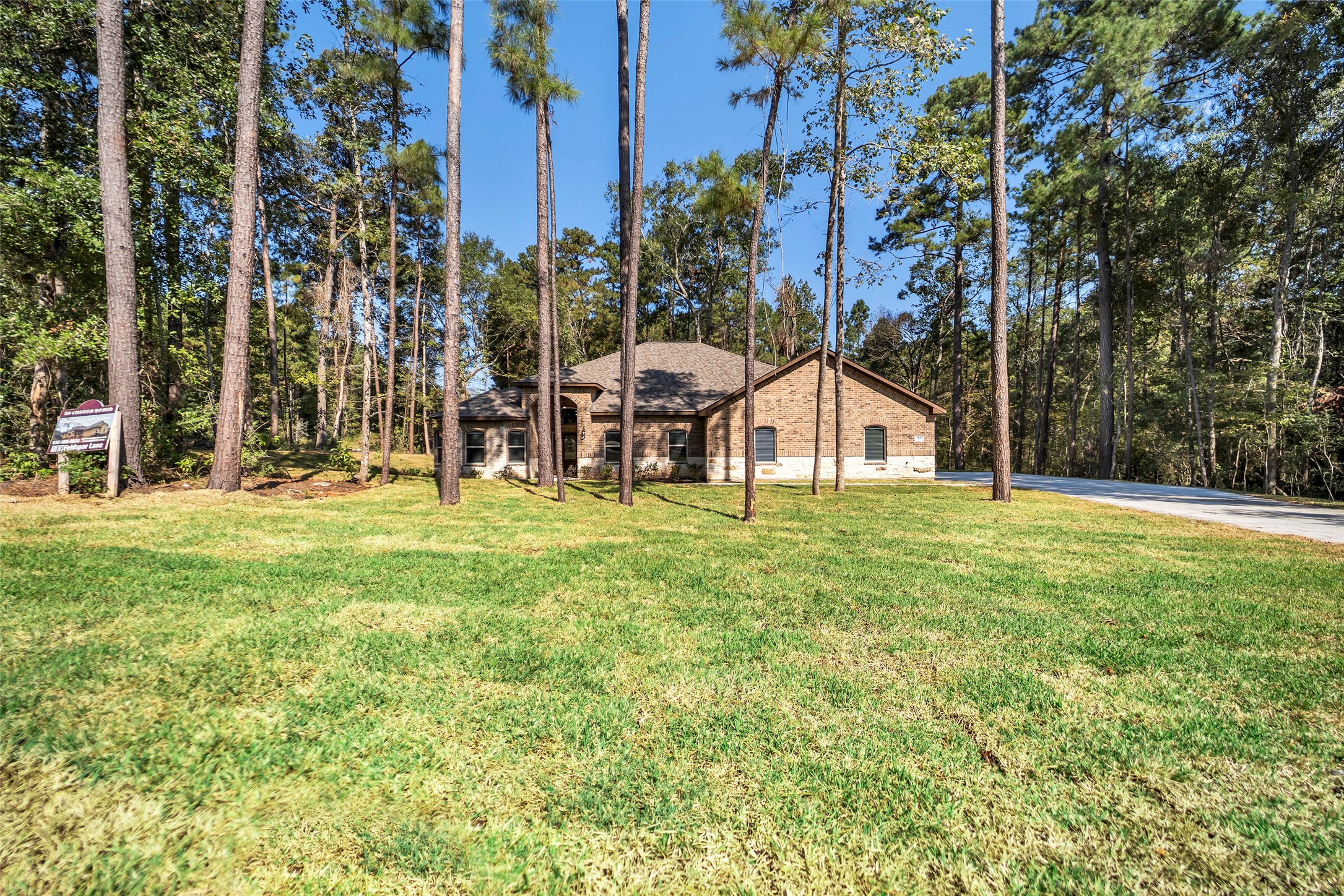 1166 Westridge Park Property Photo