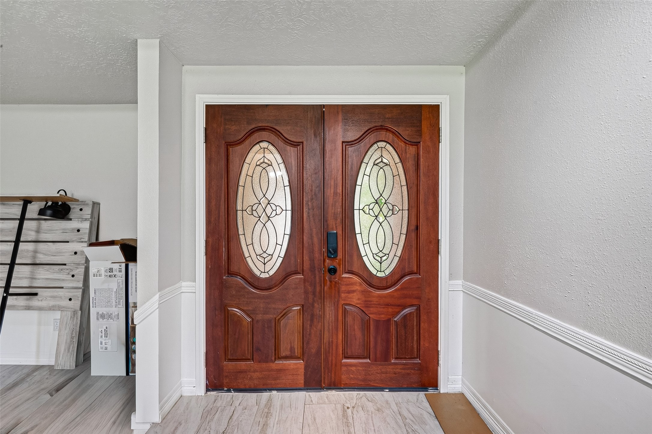 1446 Castle Glen Drive Property Photo 6