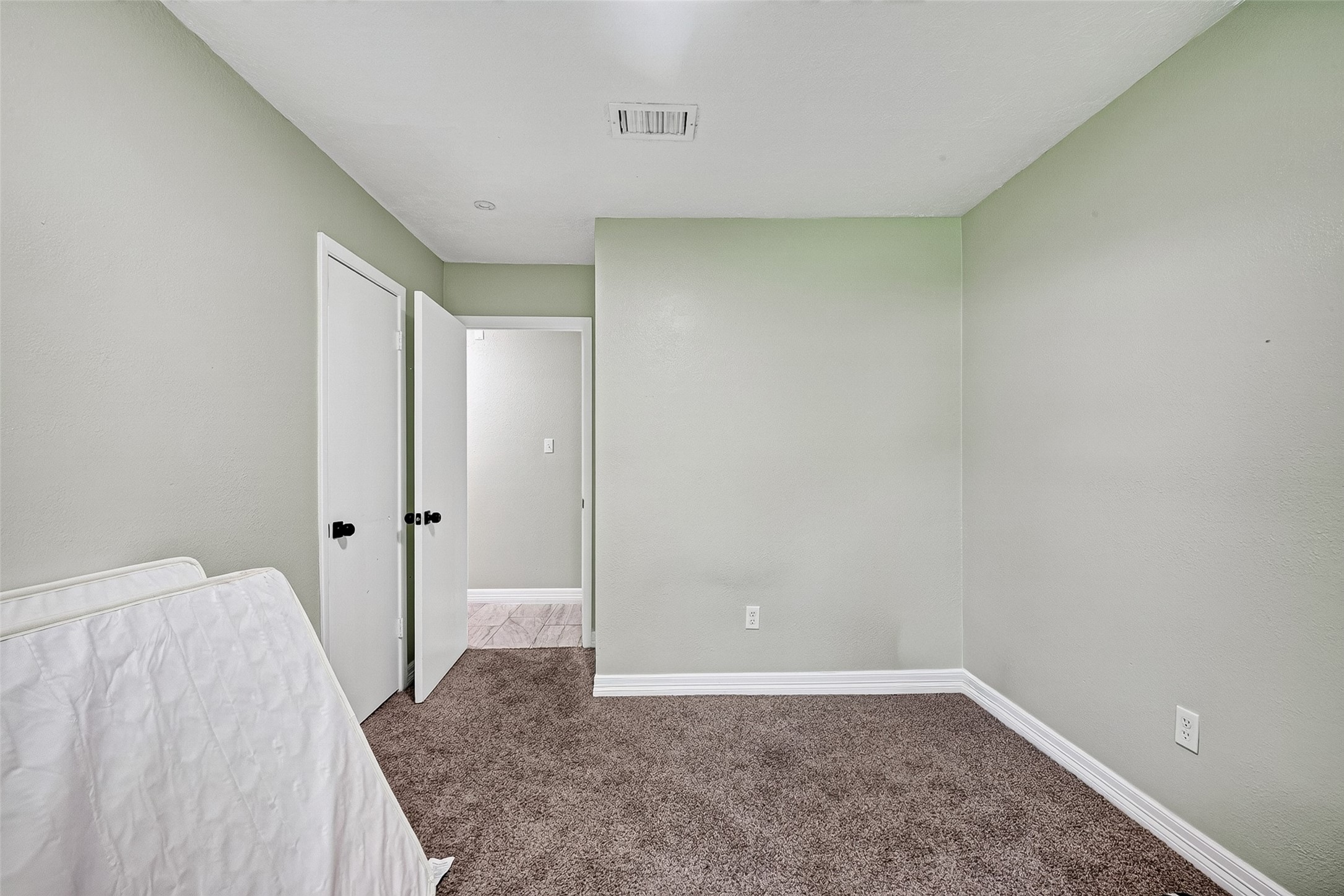 1446 Castle Glen Drive Property Photo 26