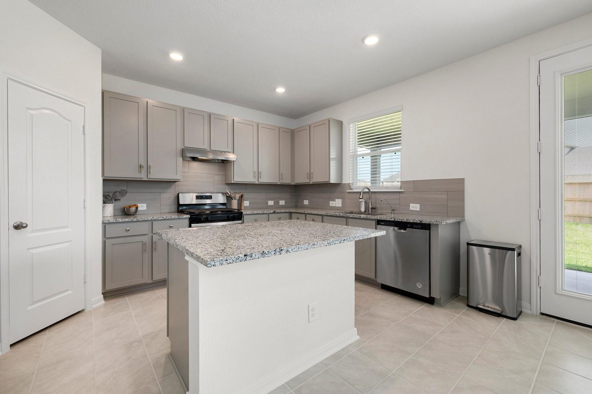 7618 Coral Key Drive Property Photo 12