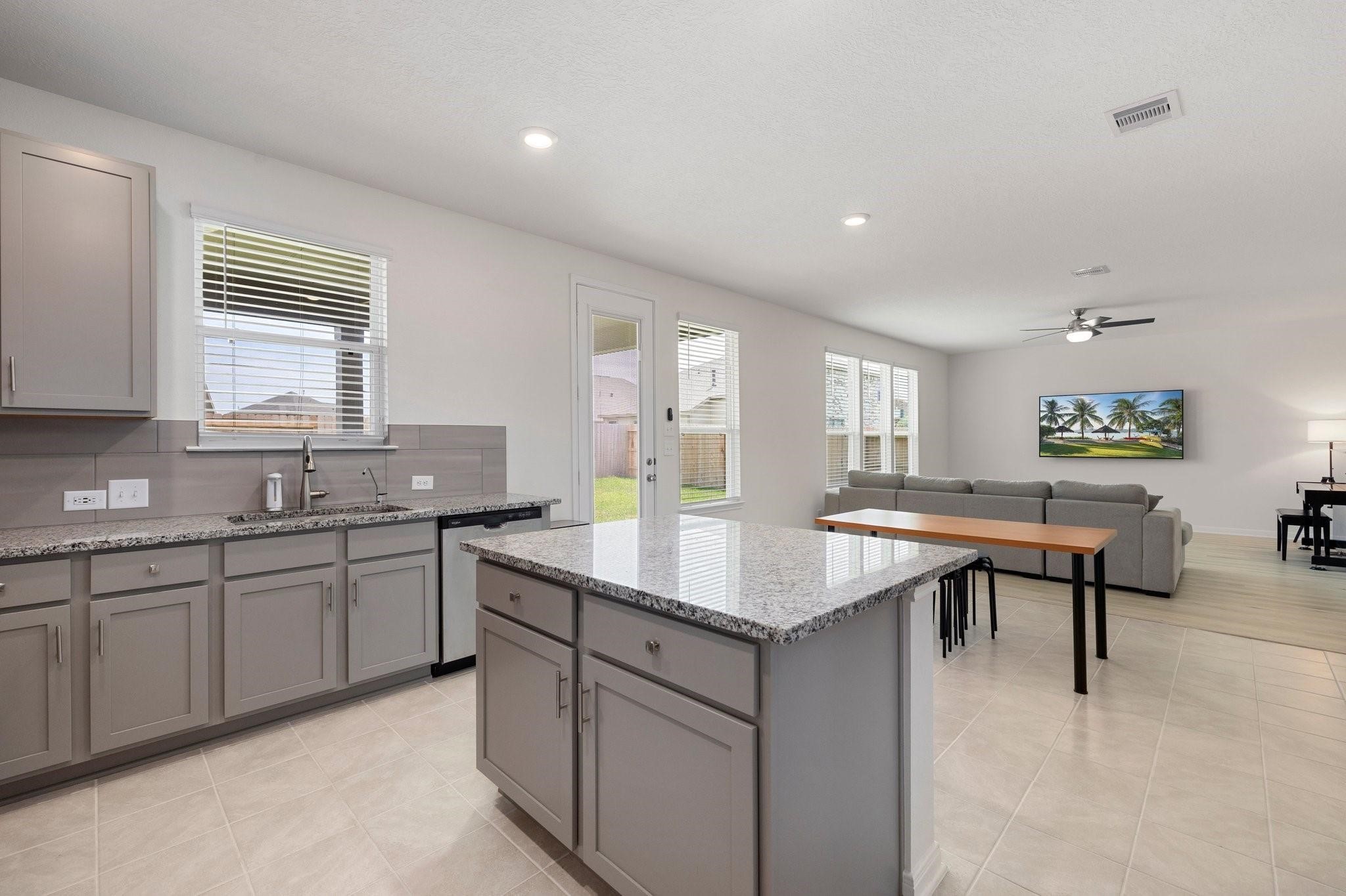 7618 Coral Key Drive Property Photo 19