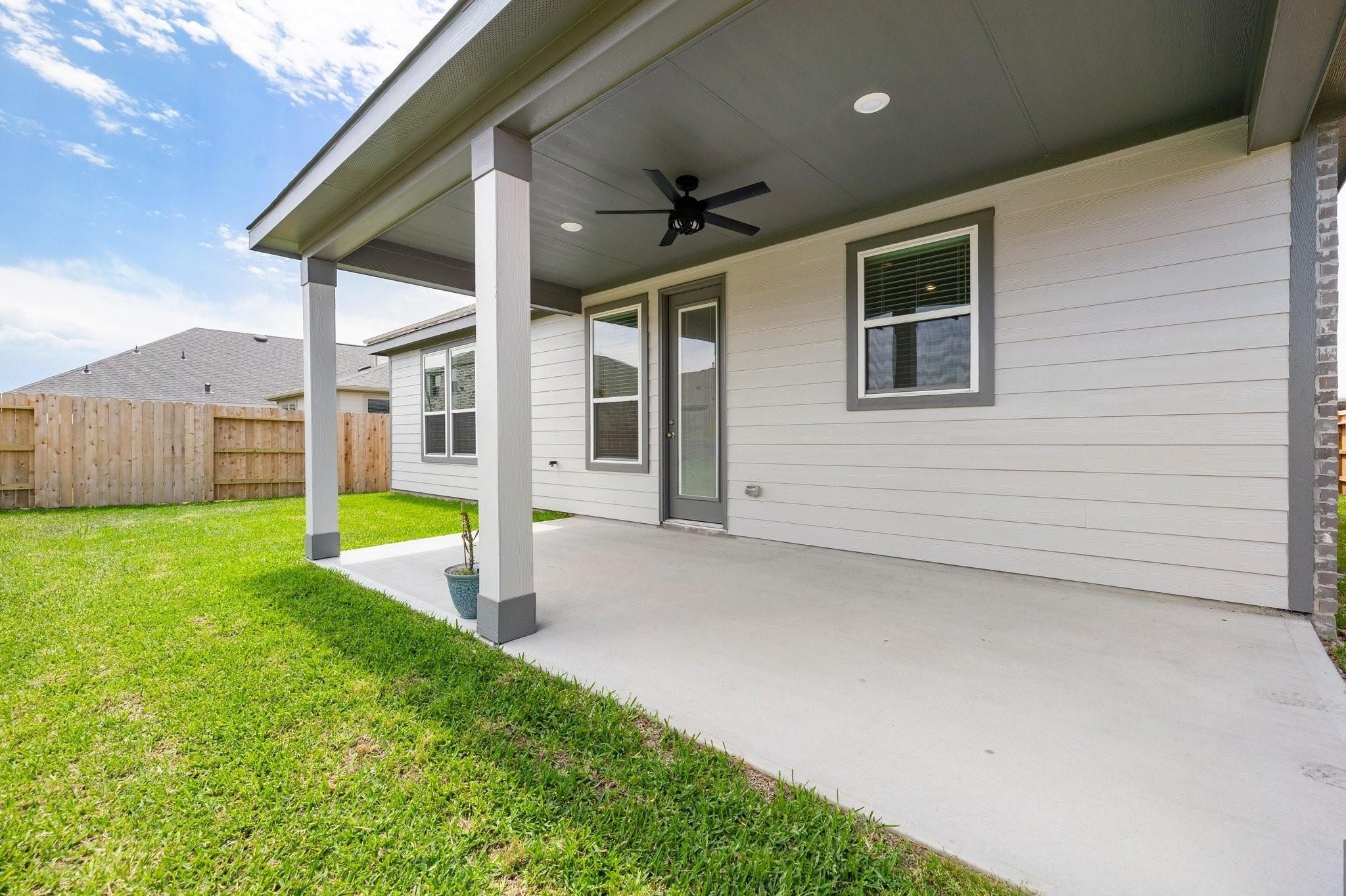 7618 Coral Key Drive Property Photo 27