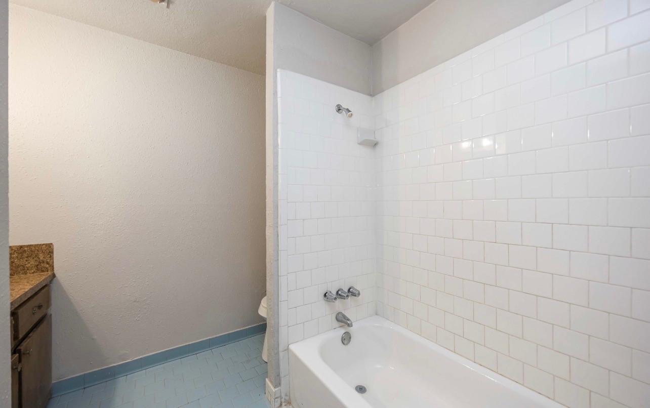 6134 Balbo Street Property Photo 8