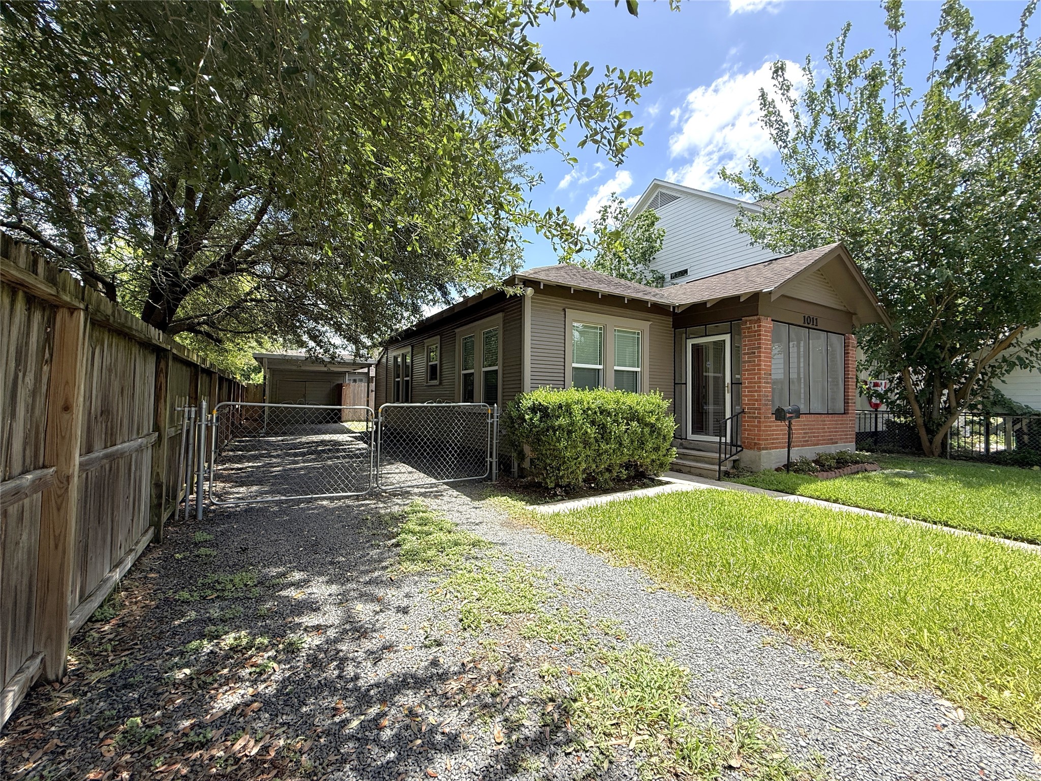 1011 Nadine Street Property Photo 20