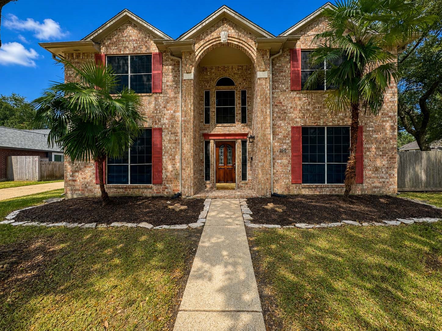 1250 Hunter Wood Drive