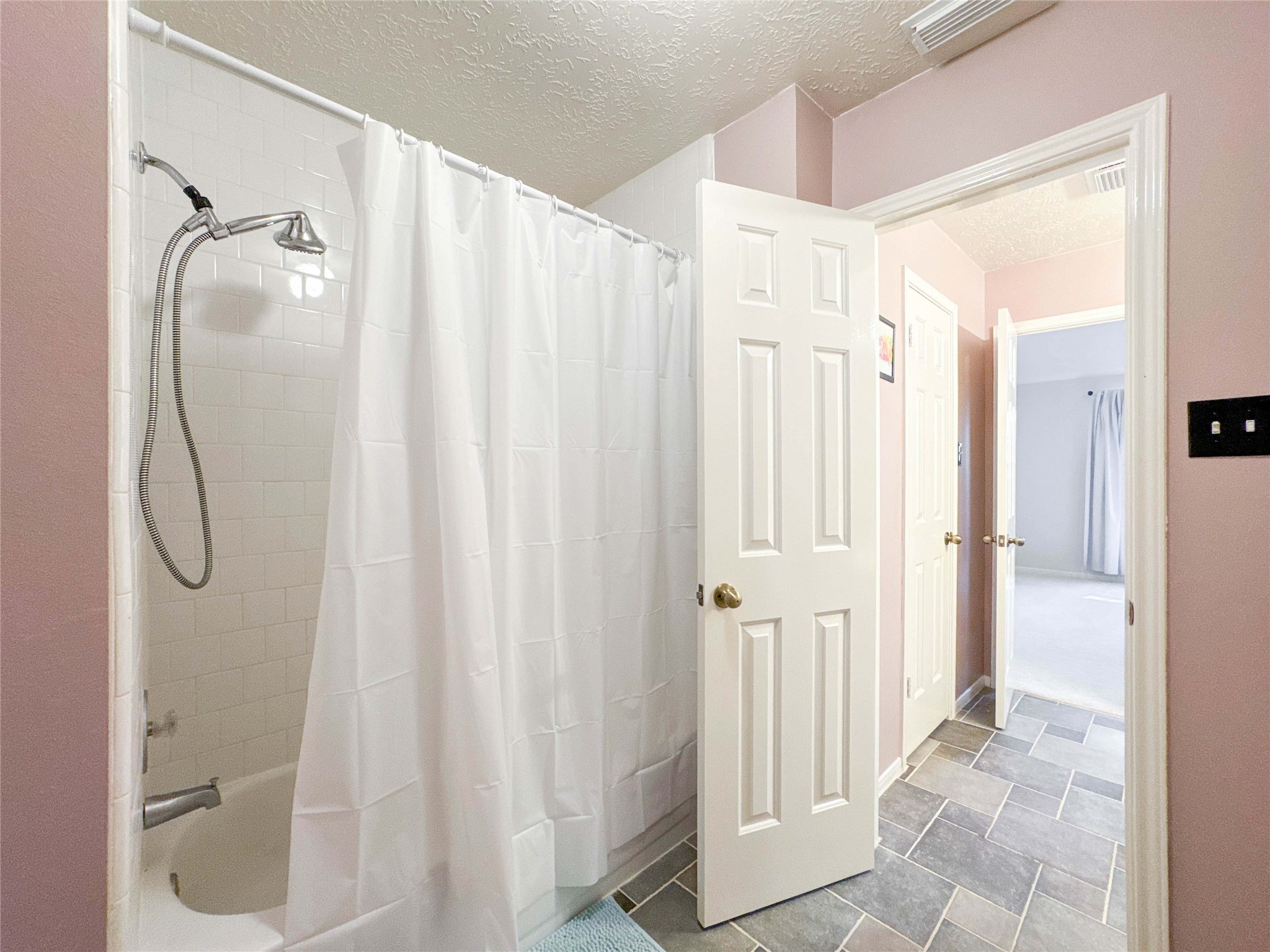 1250 Hunter Wood Drive Property Photo 30