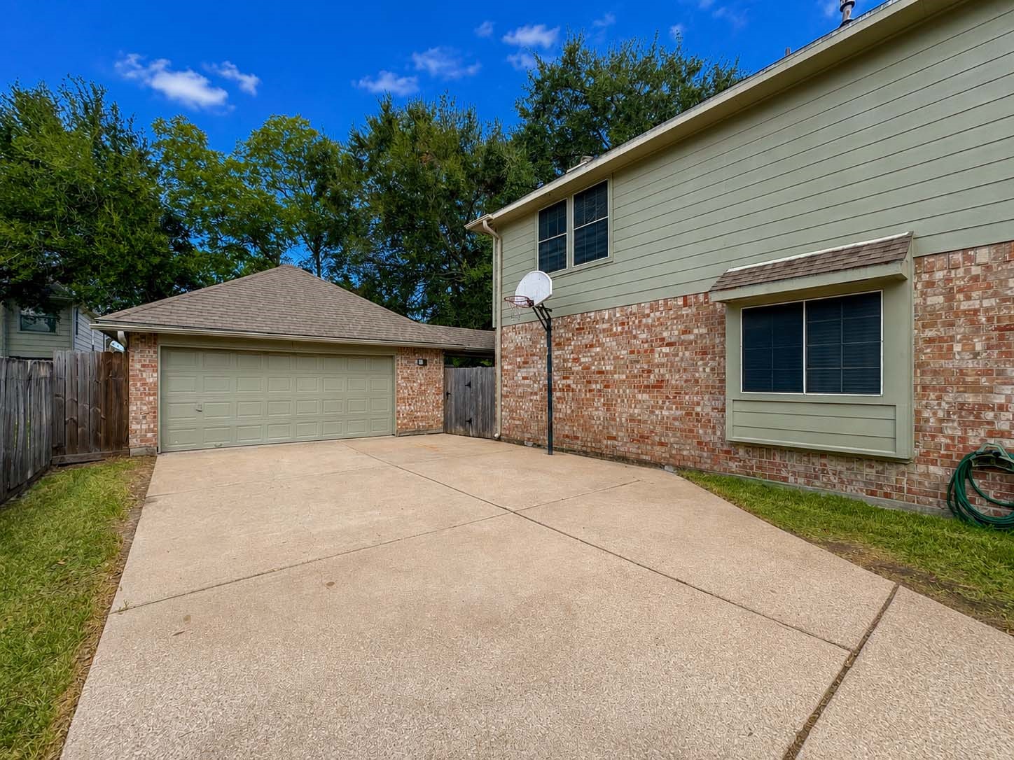 1250 Hunter Wood Drive Property Photo 35