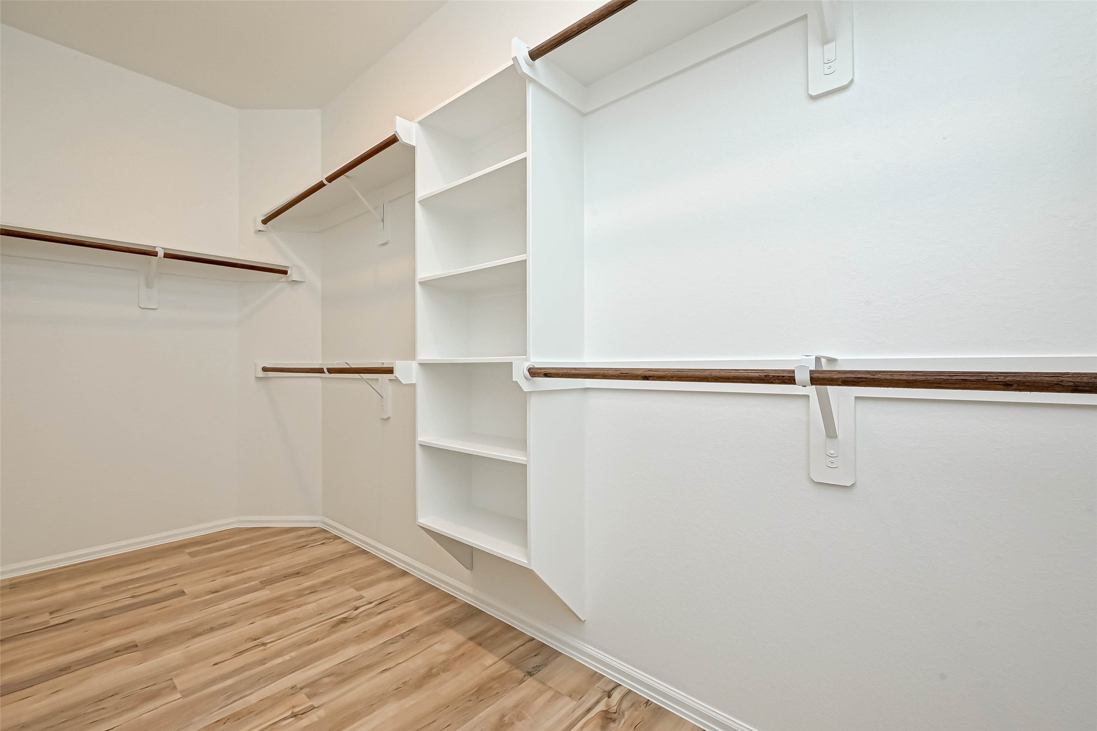 21343 Bering Reach Drive Property Photo 20