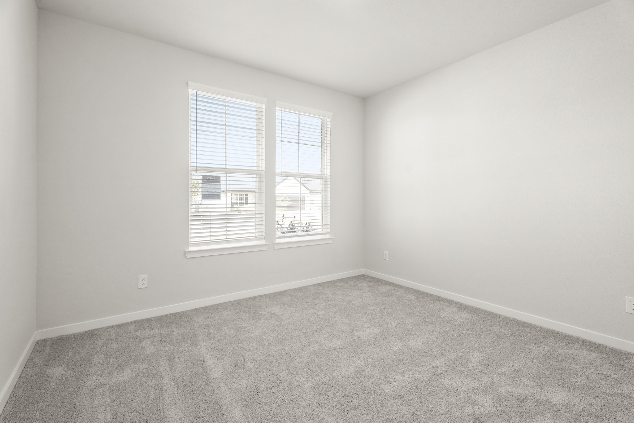 1597 Elm Court Property Photo 4