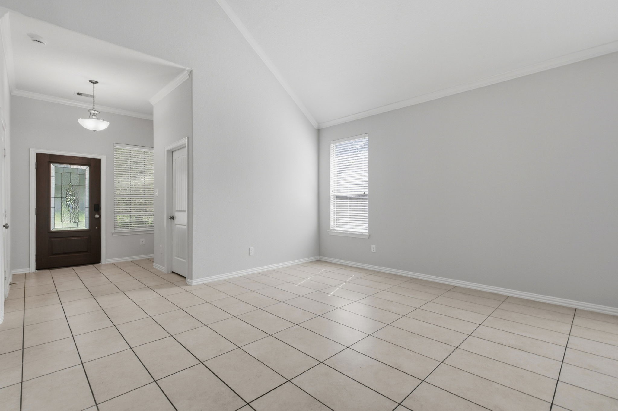2261 Ivy Wall Drive Property Photo 8