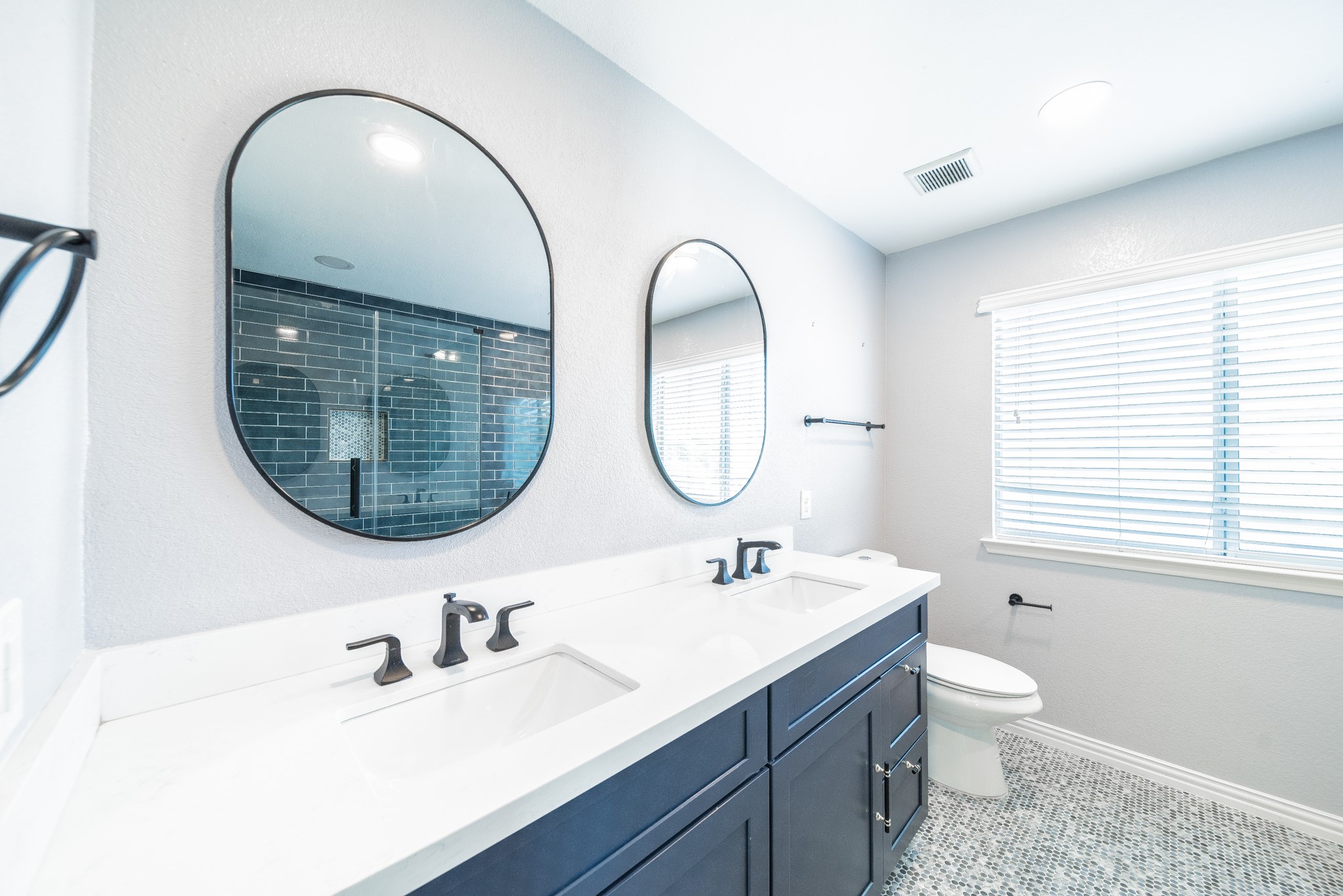 11821 Jelicoe Drive Property Photo 9
