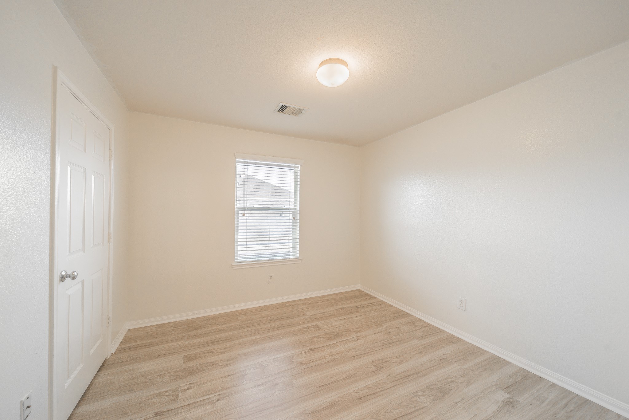 11821 Jelicoe Drive Property Photo 13