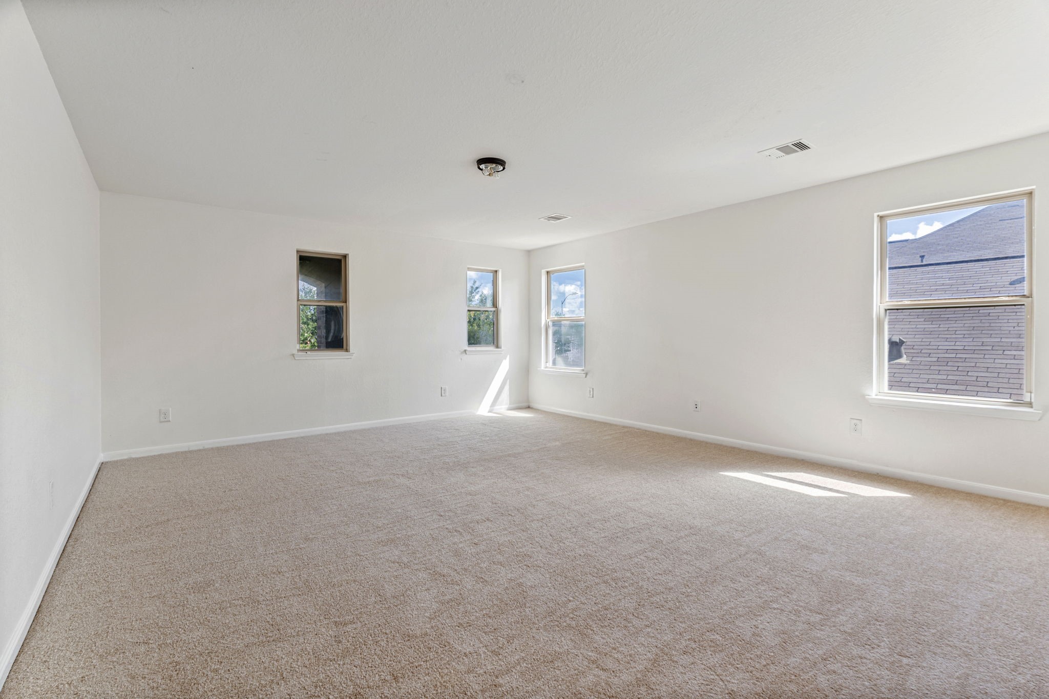 4215 False Cypress Lane Property Photo 18