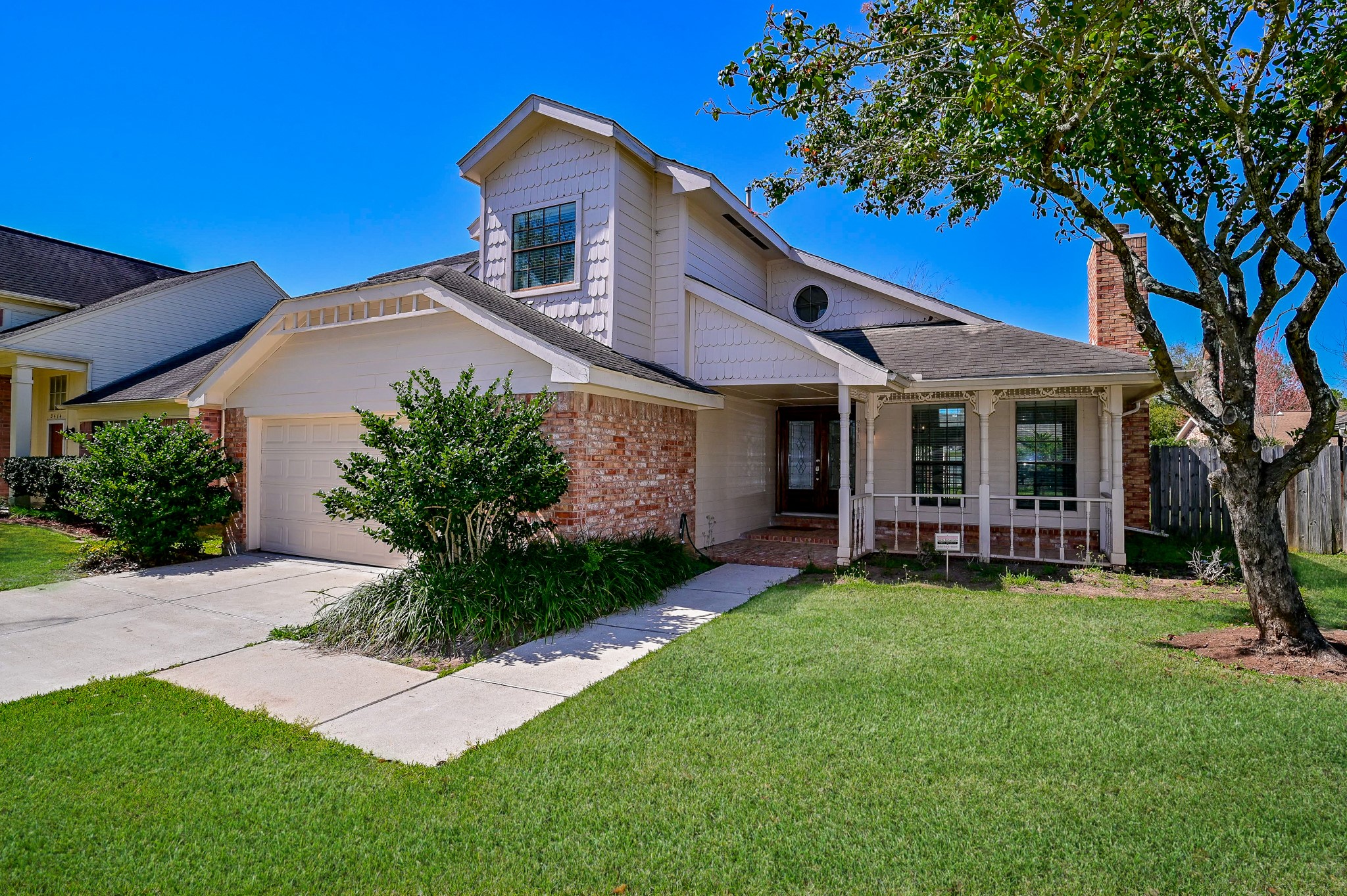 3410 Streamside Lane Property Photo 4
