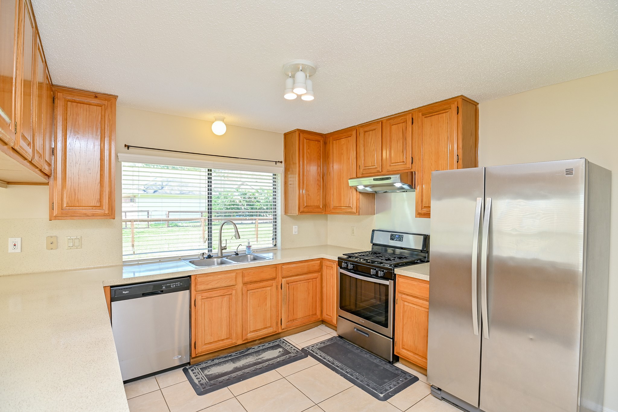3410 Streamside Lane Property Photo 20