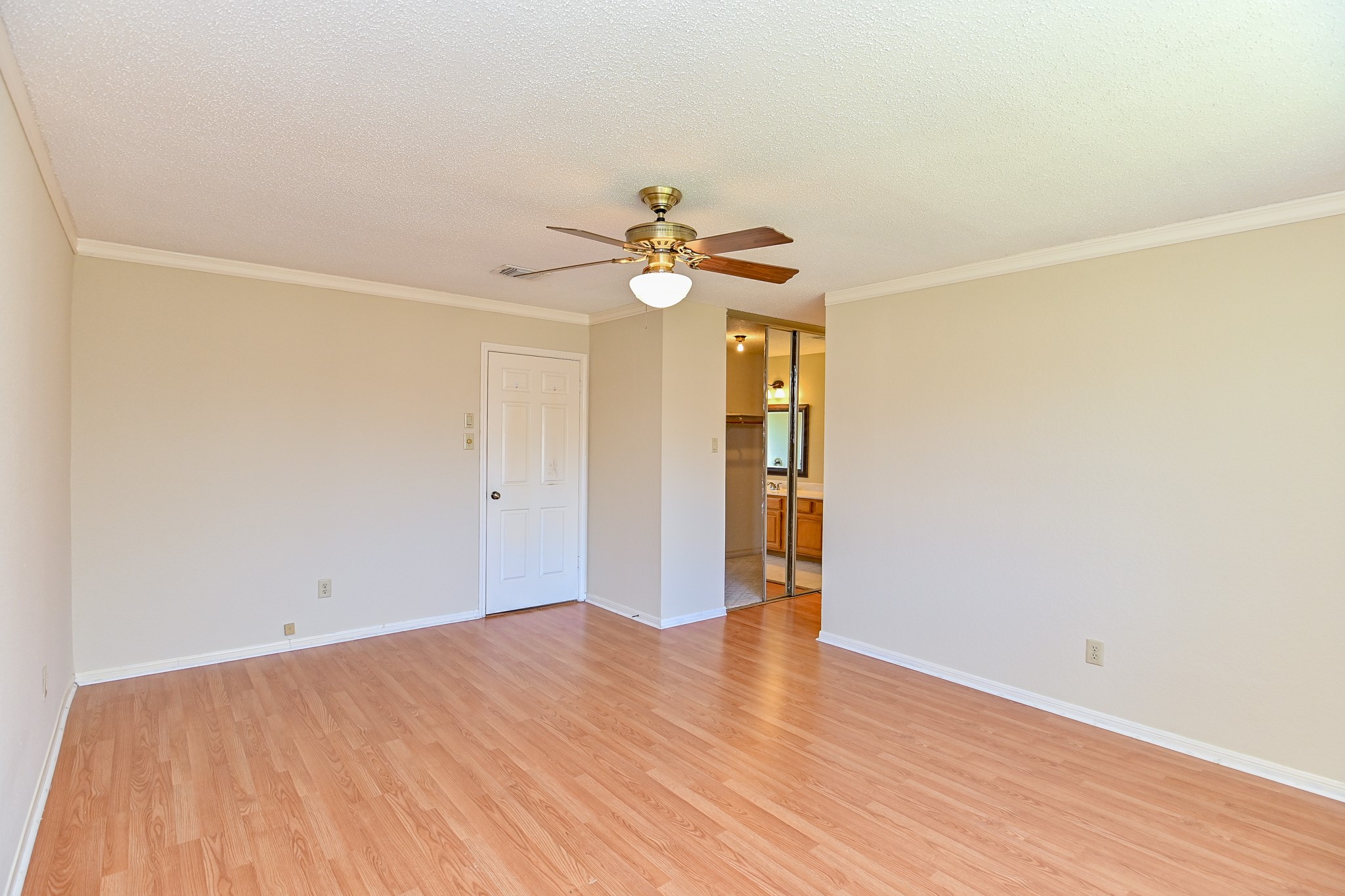 3410 Streamside Lane Property Photo 35