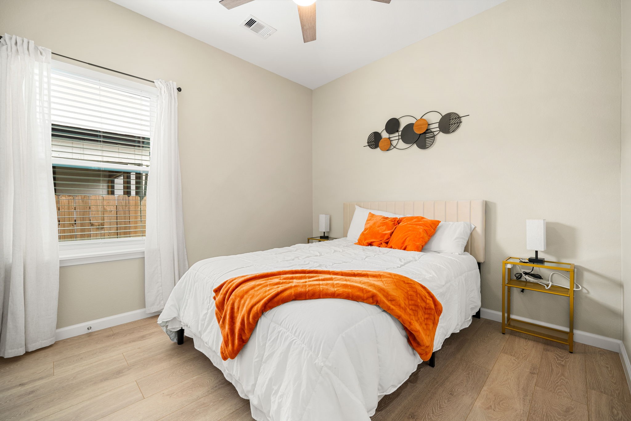 4661 Clover Street B Property Photo 12