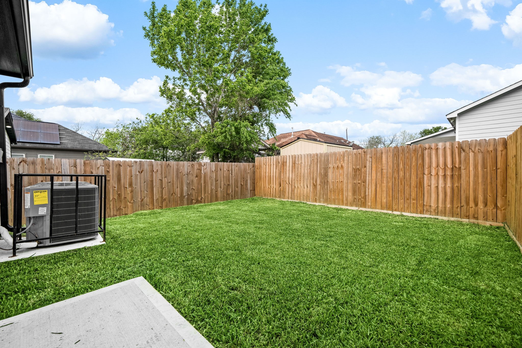 4661 Clover Street B Property Photo 18