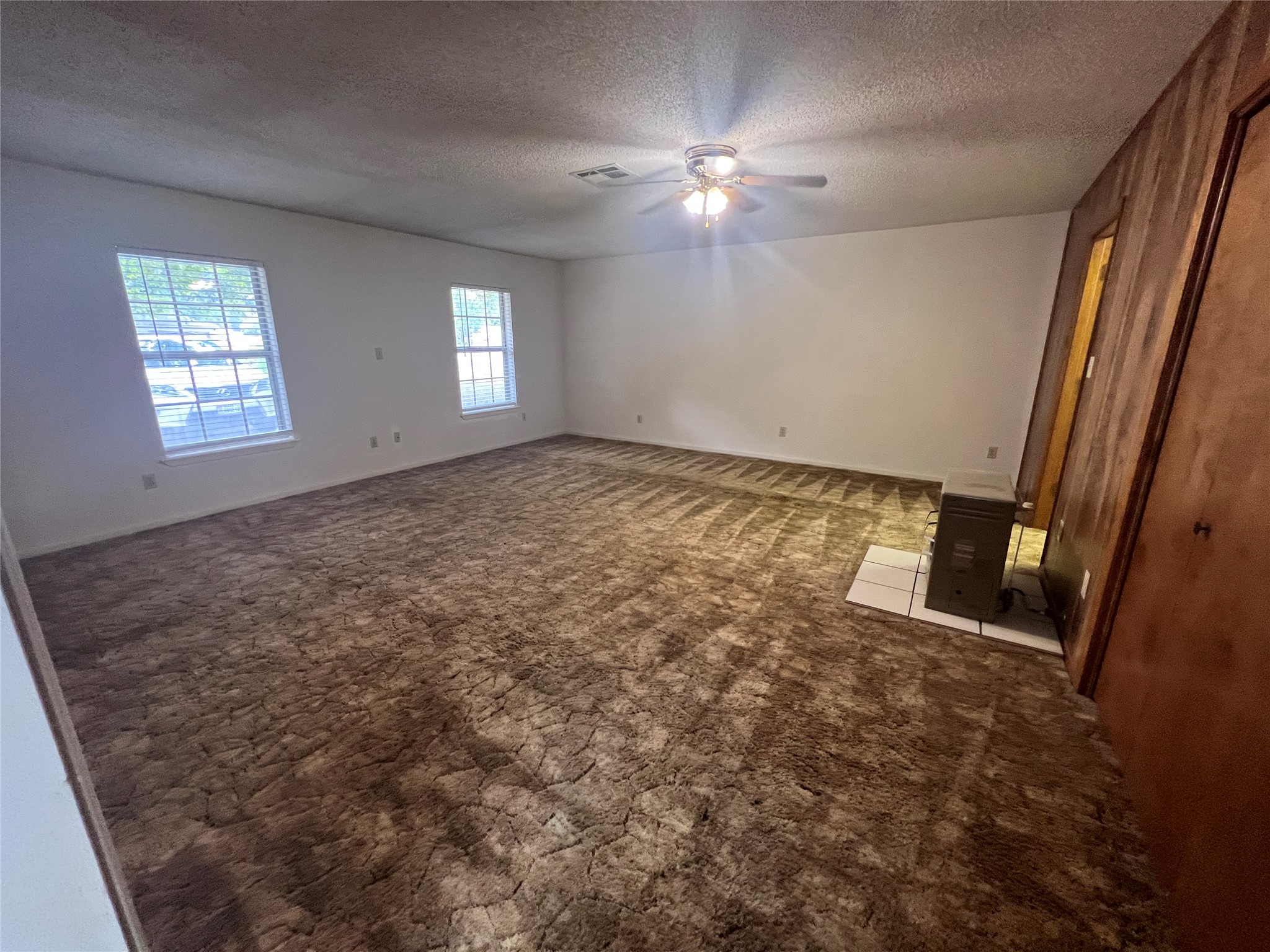 1111 Kelving Way Property Photo 6