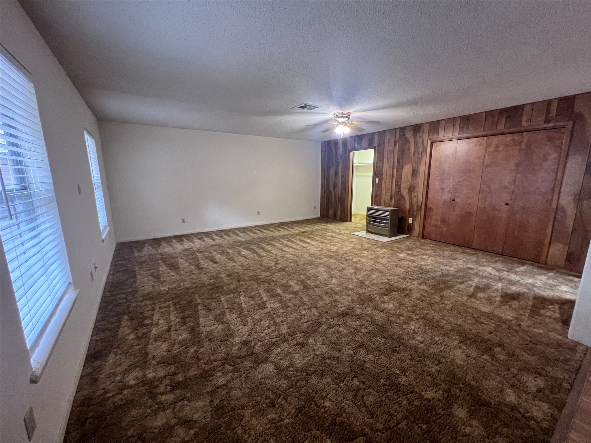 1111 Kelving Way Property Photo 7