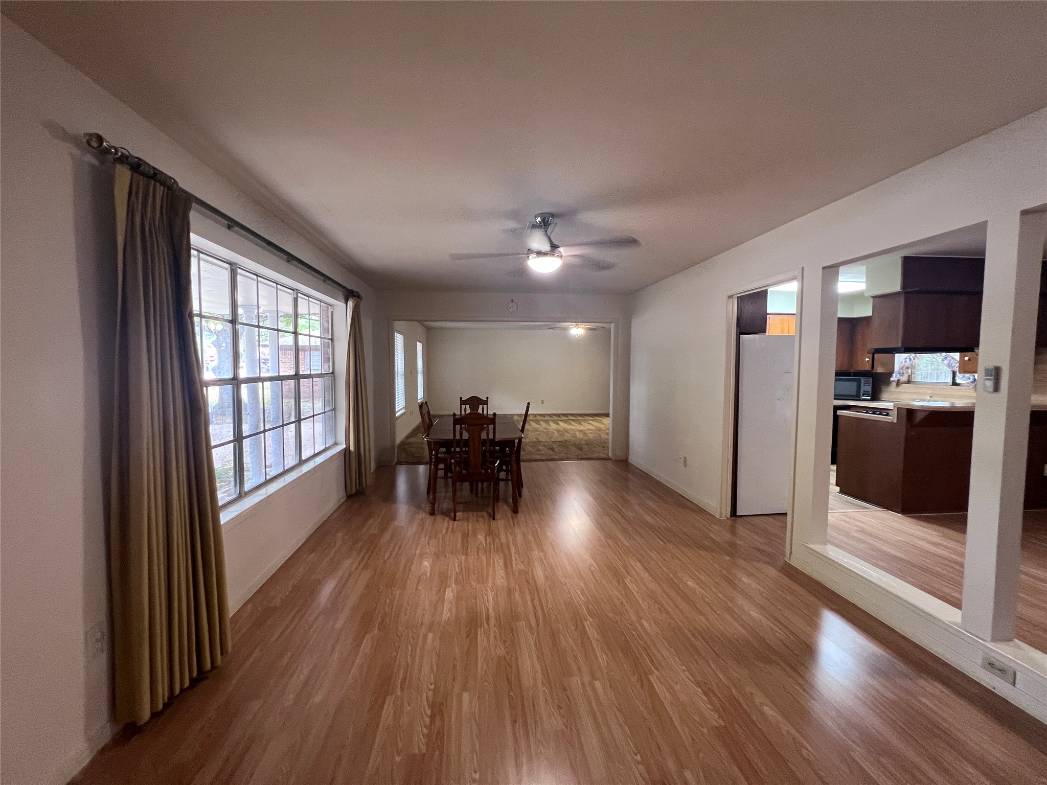 1111 Kelving Way Property Photo 9