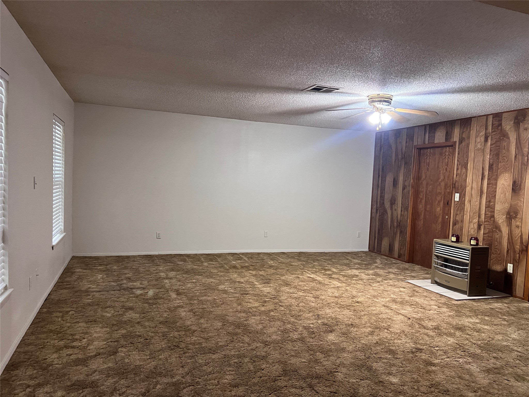 1111 Kelving Way Property Photo 23