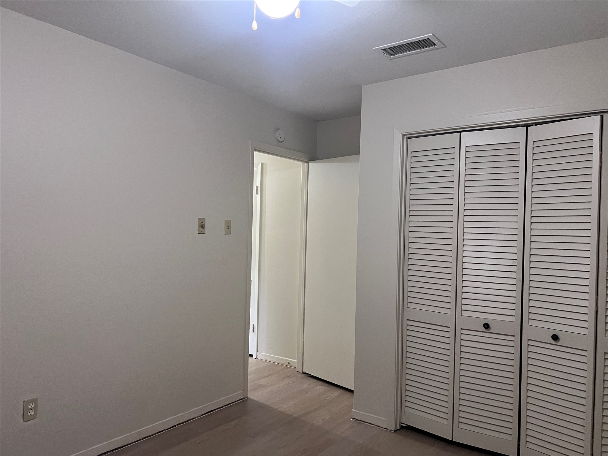 1111 Kelving Way Property Photo 31