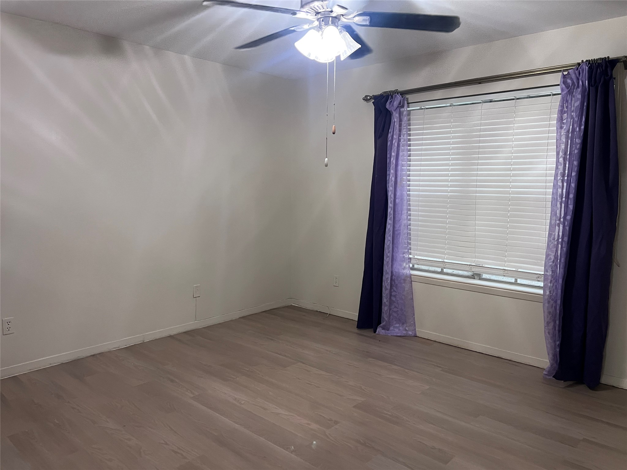 1111 Kelving Way Property Photo 37