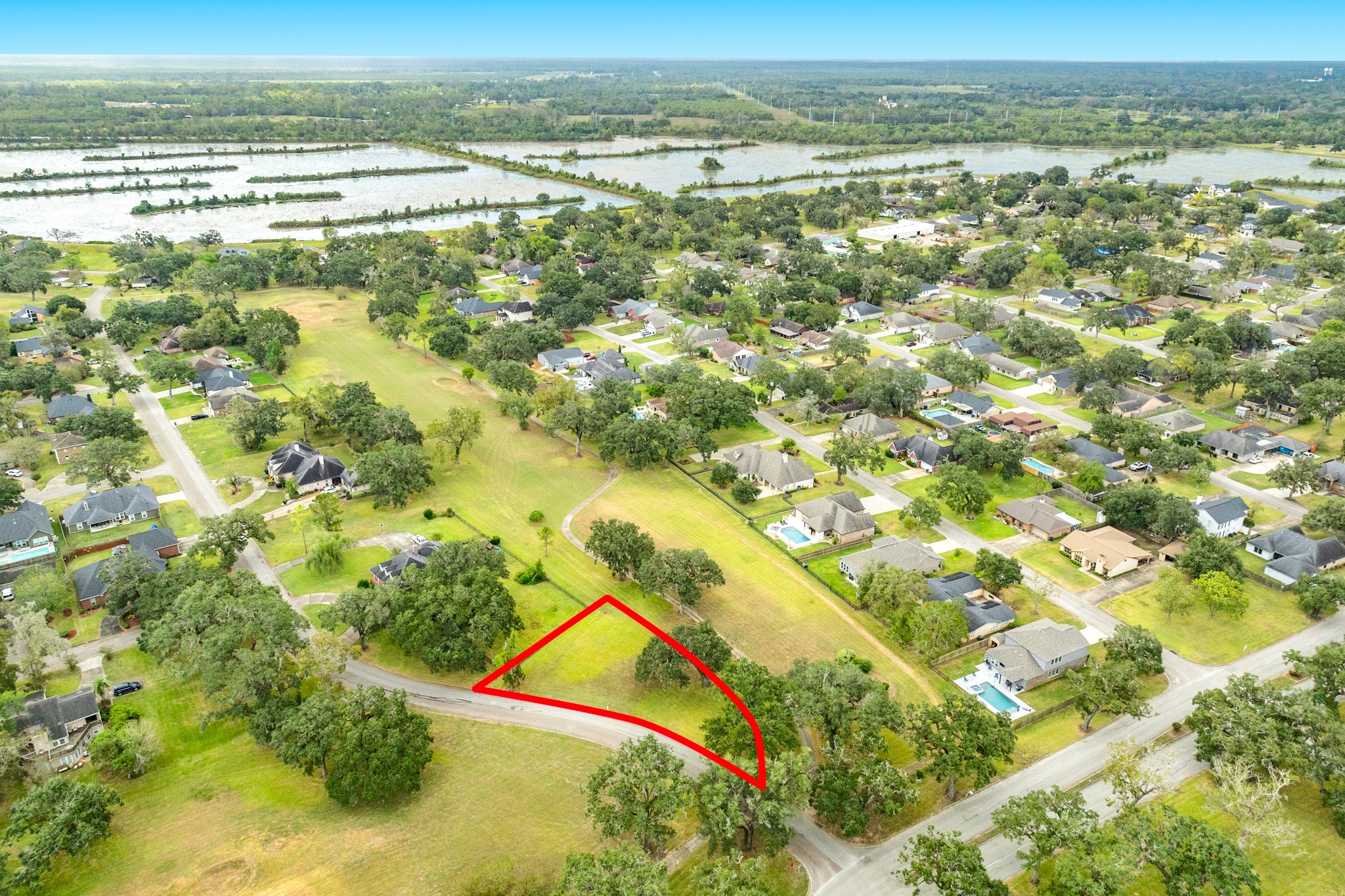 2268 Sunset Oaks Drive Property Photo 6