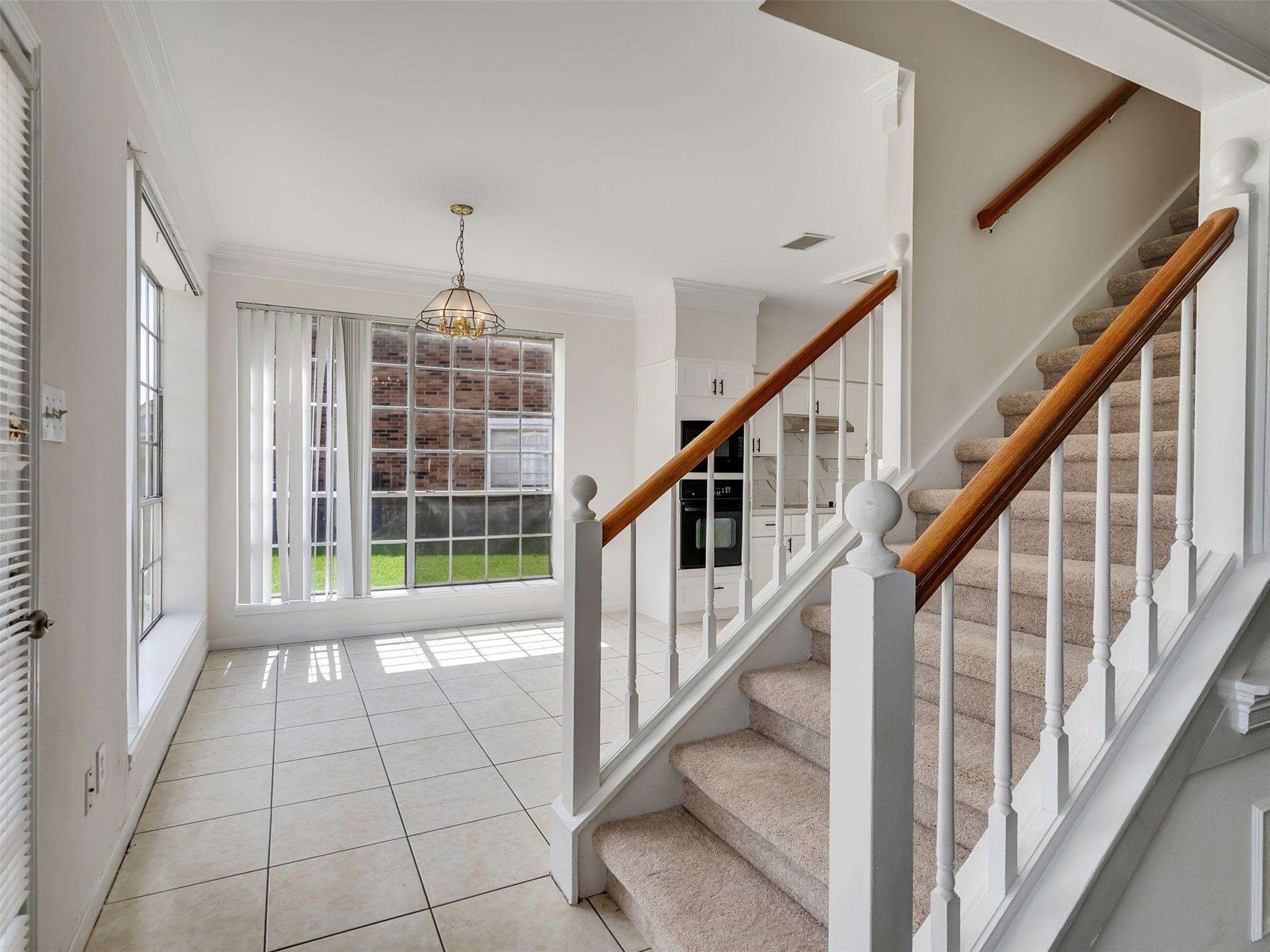 1127 Gloria Court Property Photo 19