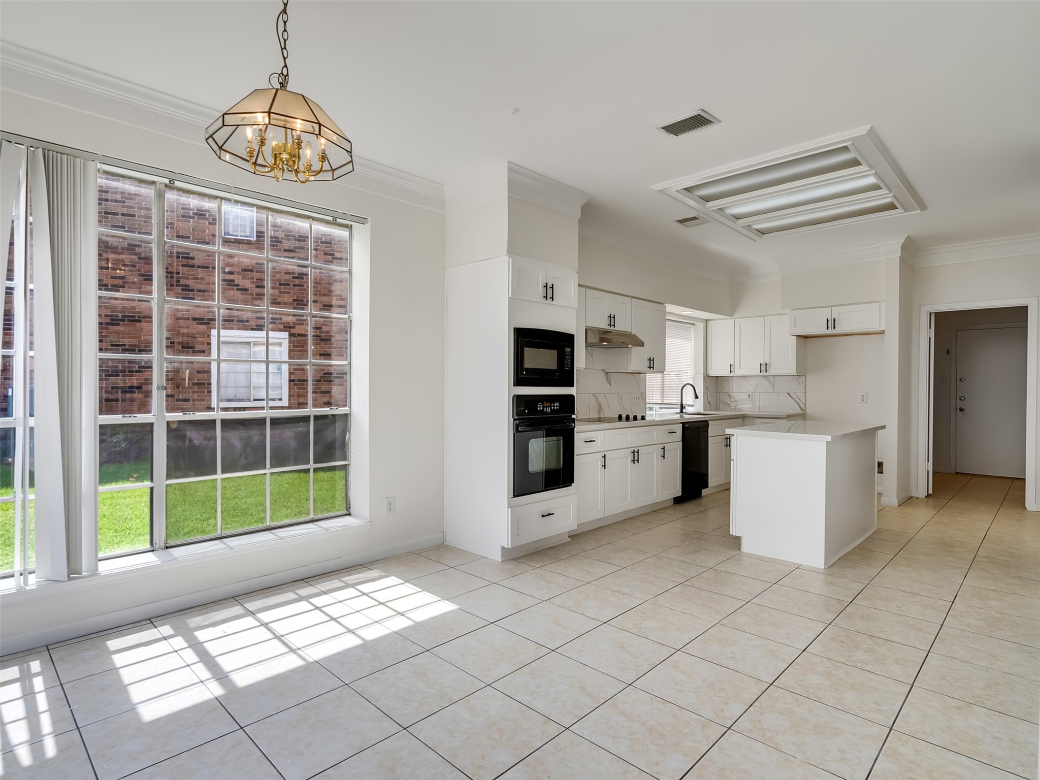 1127 Gloria Court Property Photo 20