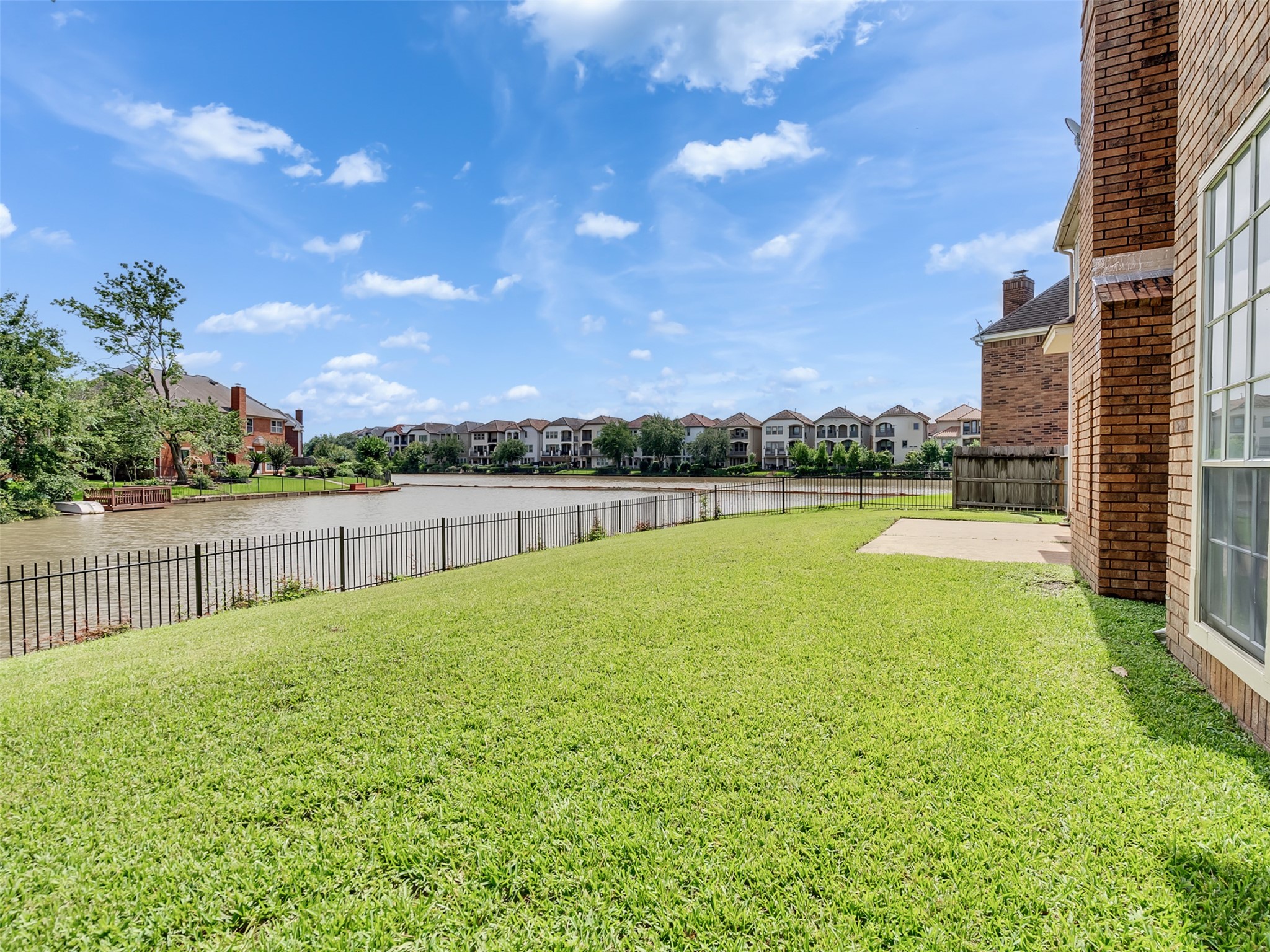 1127 Gloria Court Property Photo 33