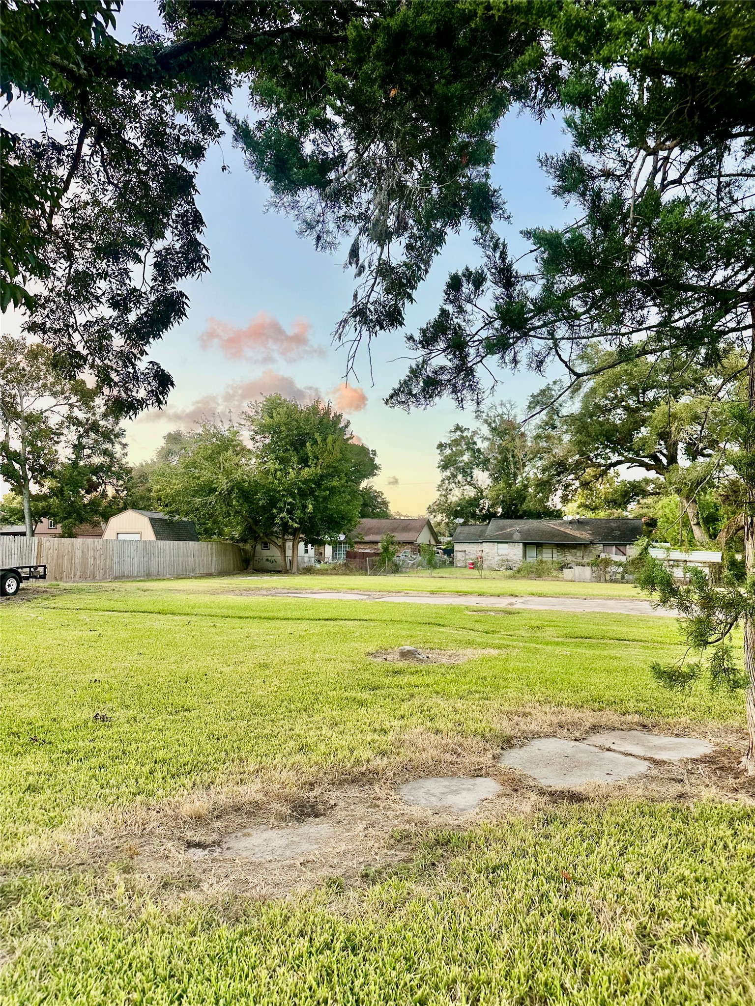 348 Hinken Street Property Photo 8