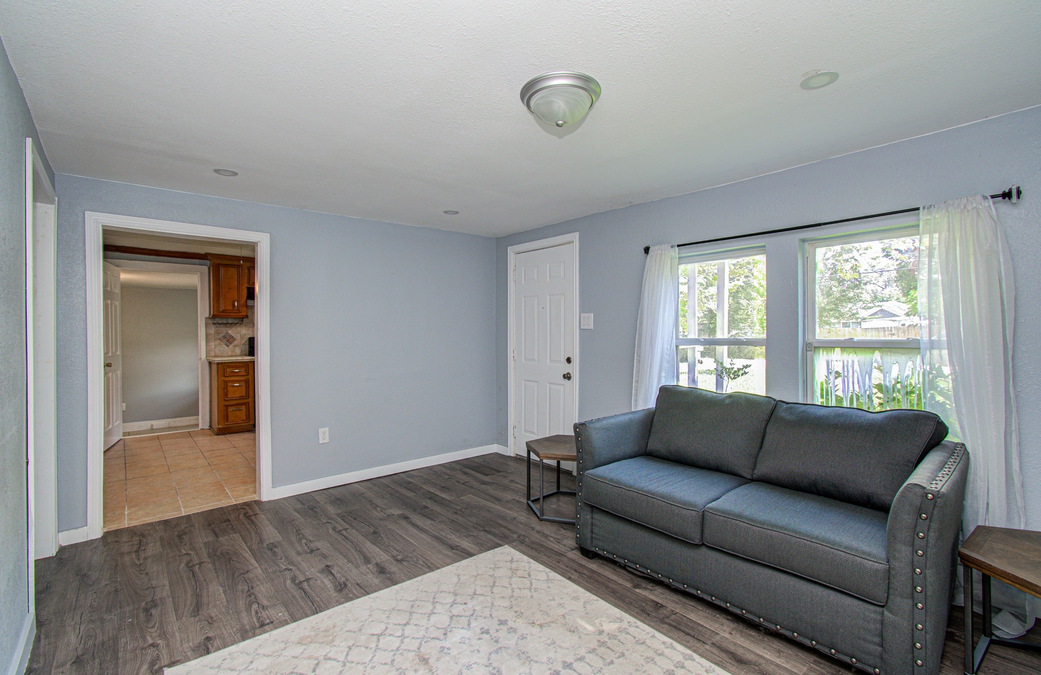 1016 Apache Street Property Photo 7