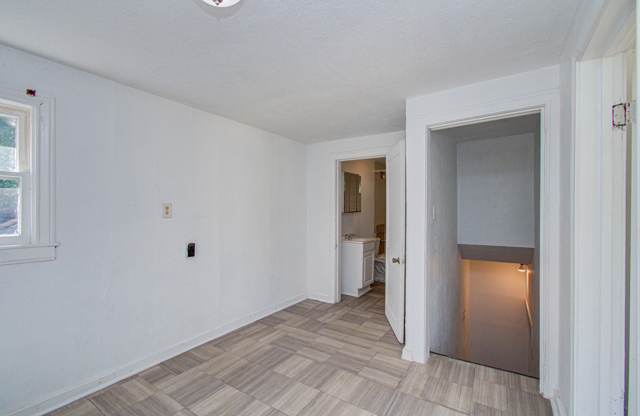 1016 Apache Street Property Photo 28