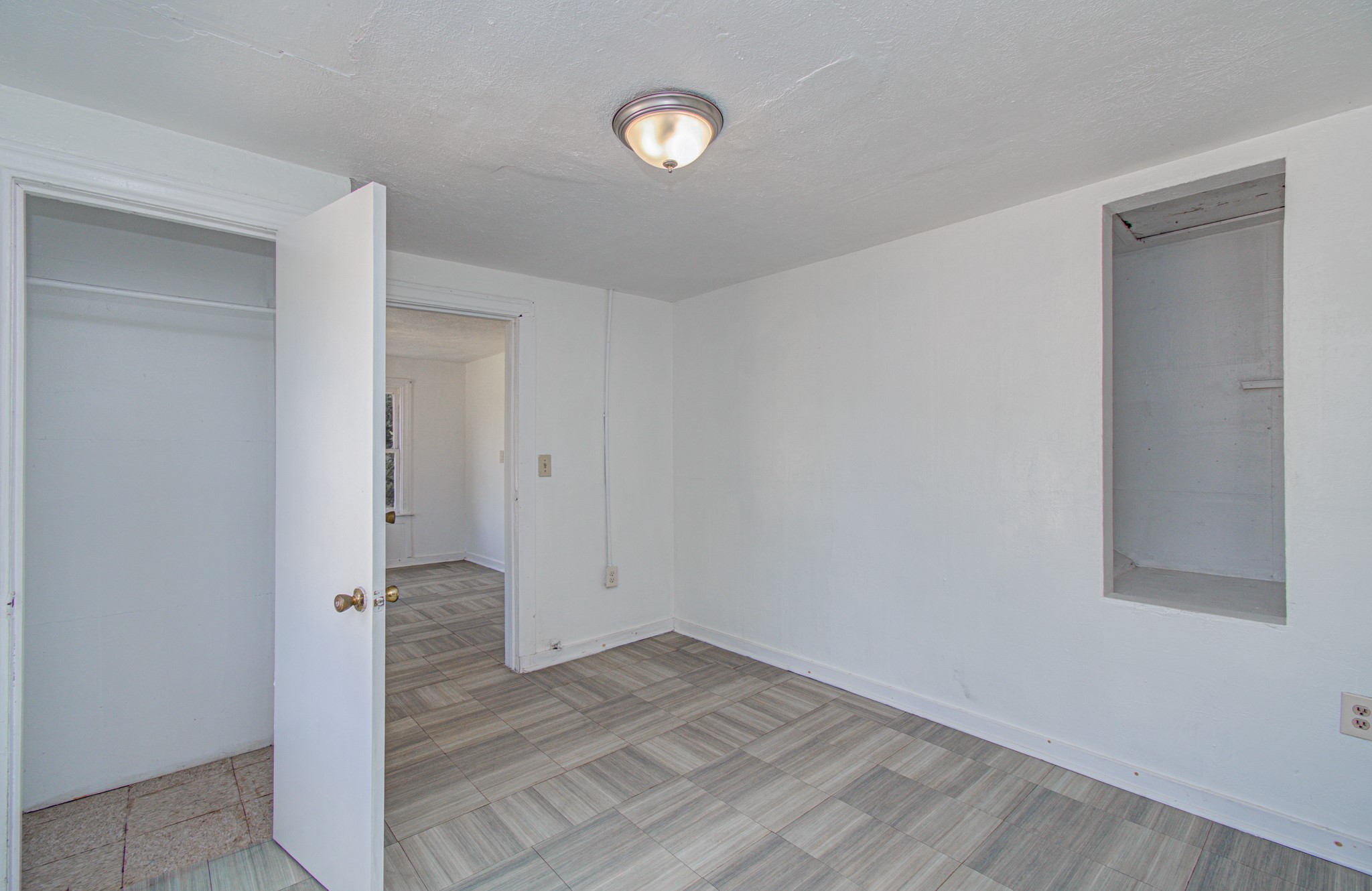 1016 Apache Street Property Photo 33