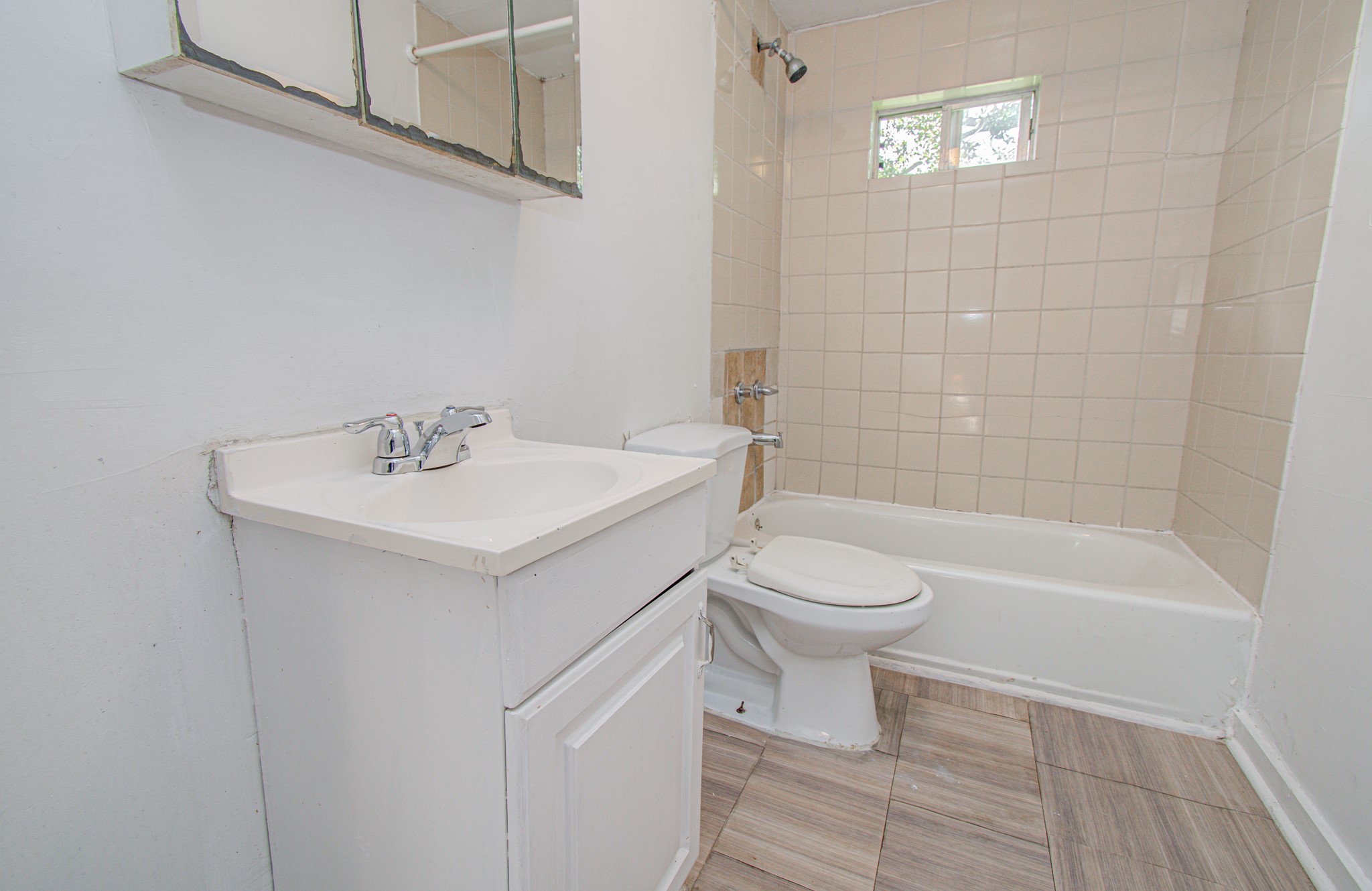 1016 Apache Street Property Photo 36