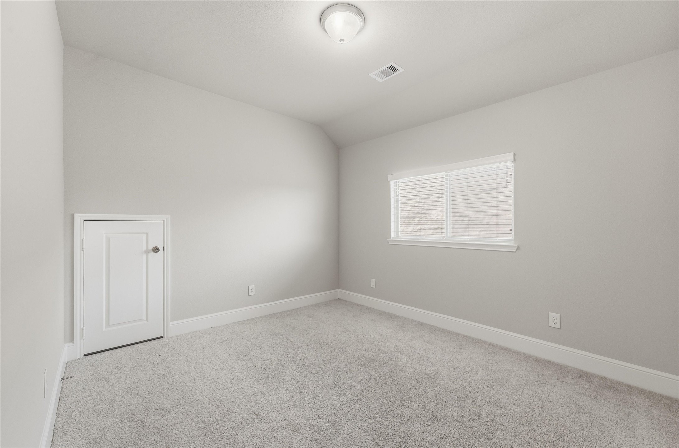 2539 Lilac Point Lane Property Photo 19